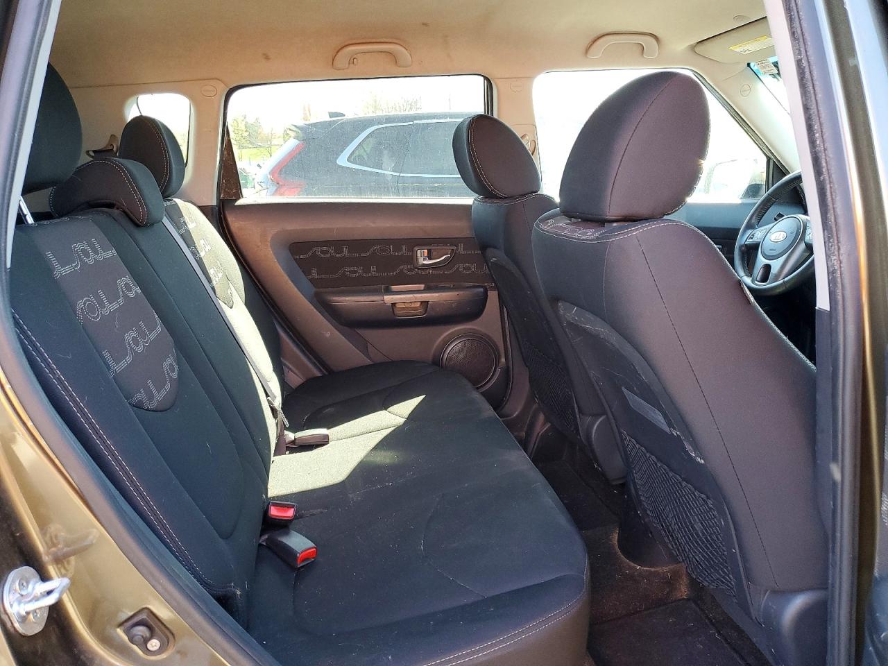2012 Kia Soul + Коричневый vin: KNDJT2A61C7470608