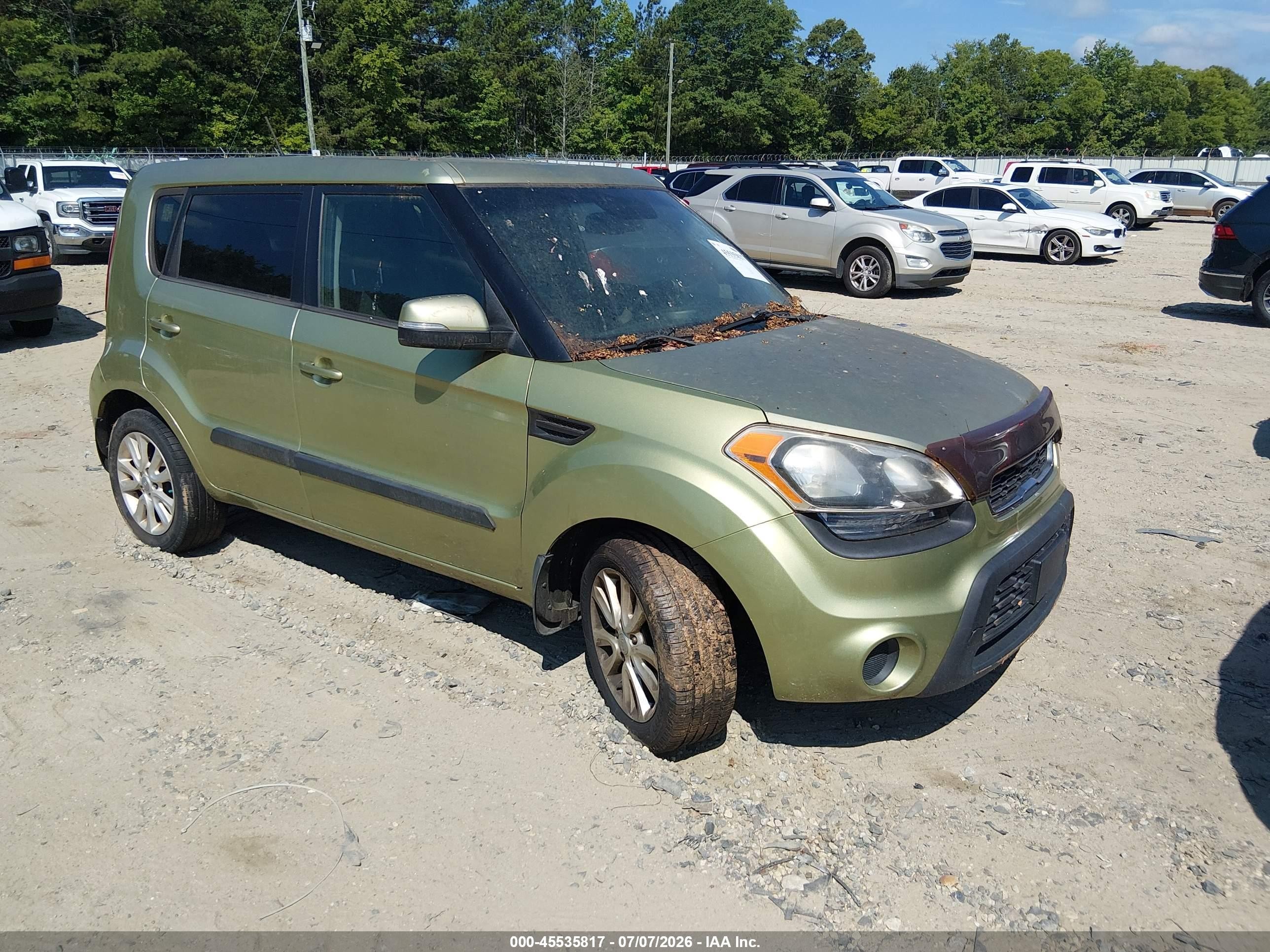 2013 Kia Soul + Green vin: KNDJT2A61D7482159