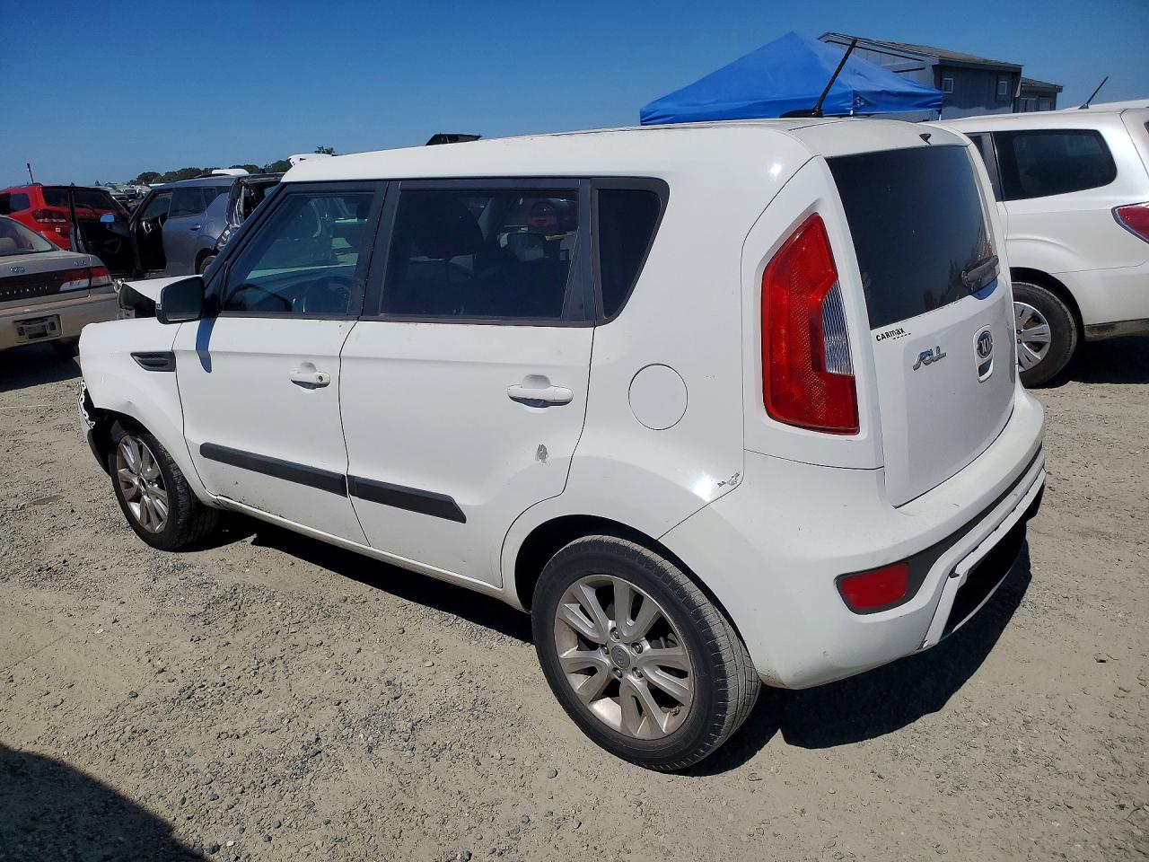2013 Kia Soul + White vin: KNDJT2A61D7510784