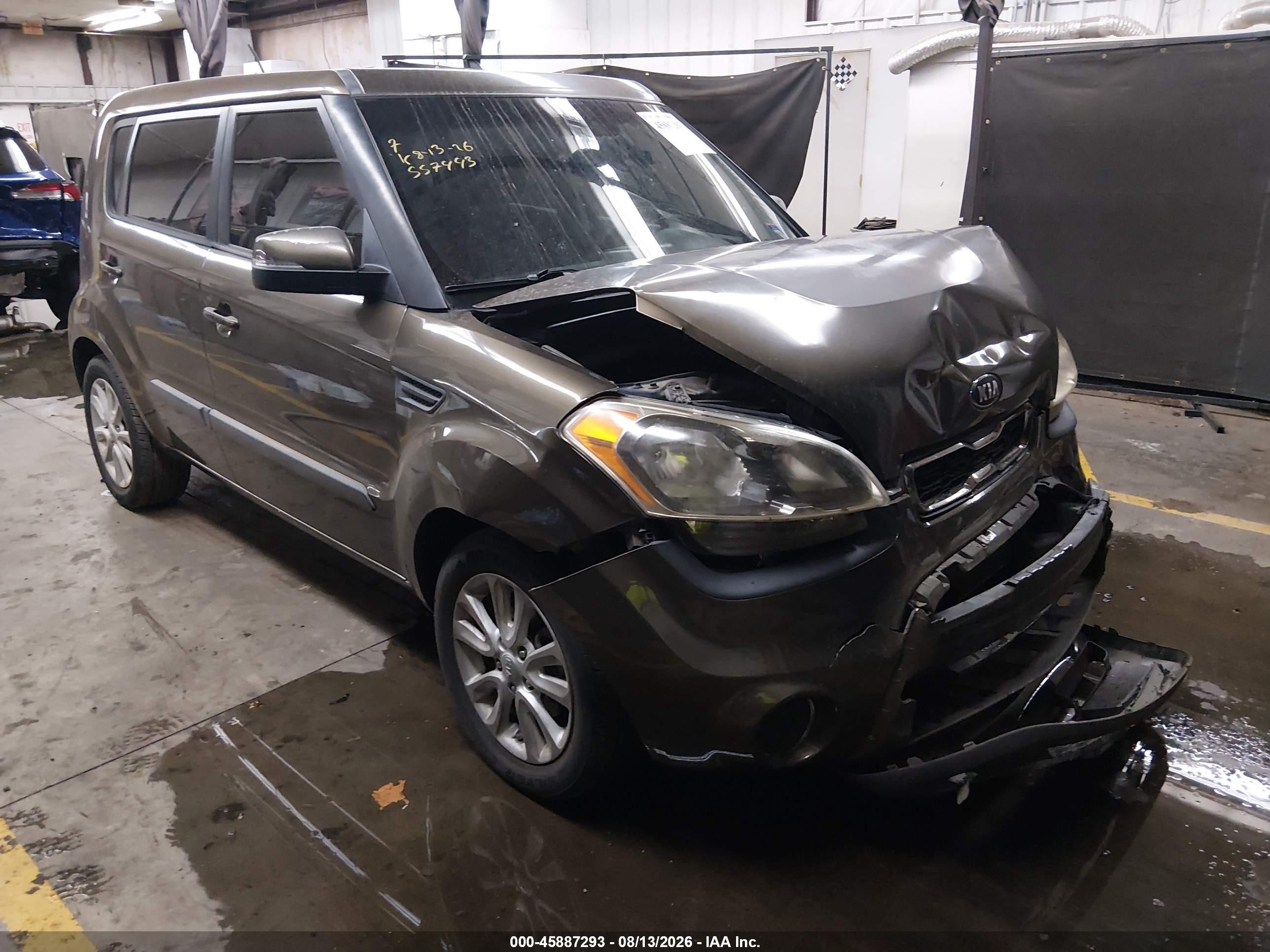 2013 Kia Soul + Gold vin: KNDJT2A61D7557443