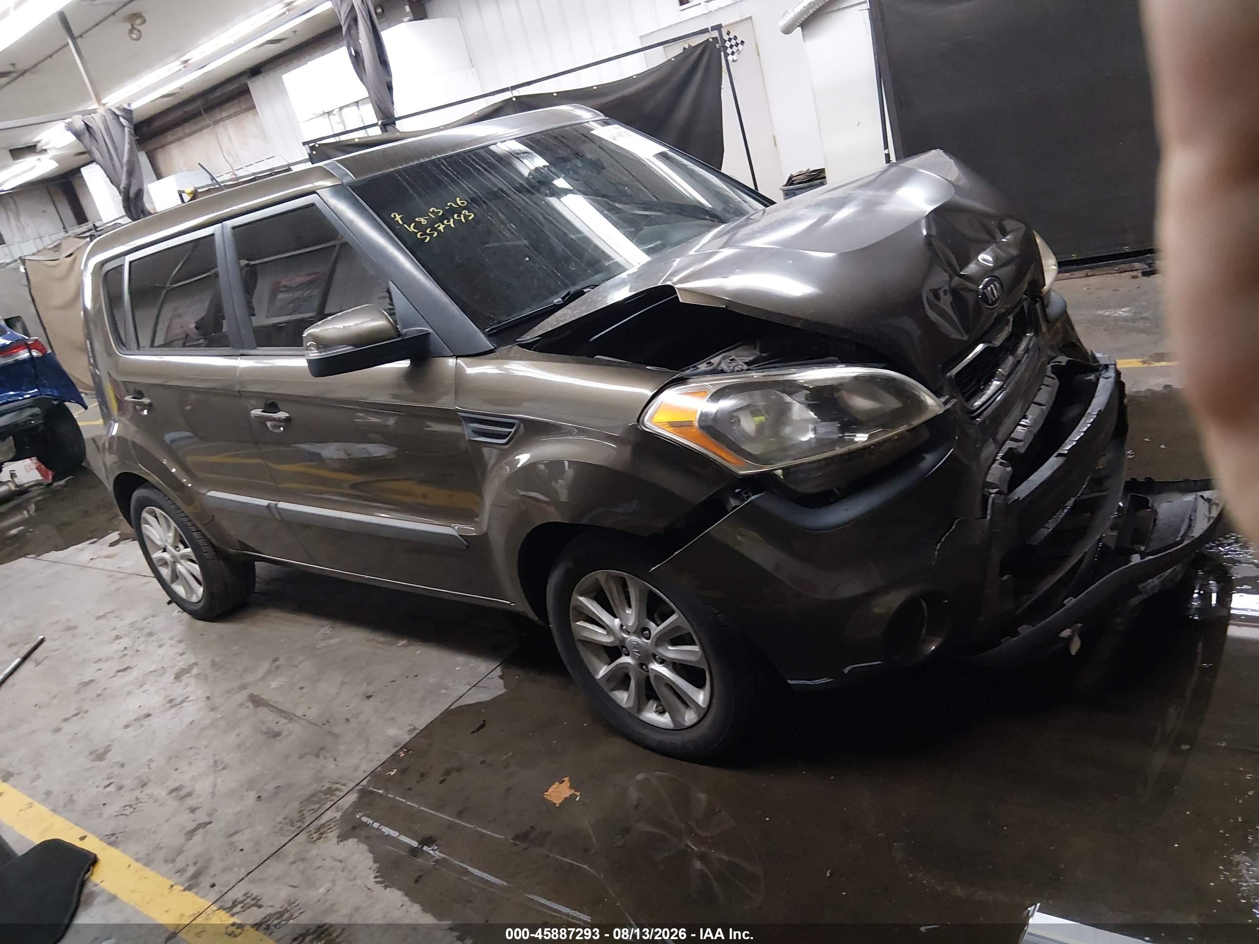 2013 Kia Soul + Gold vin: KNDJT2A61D7557443