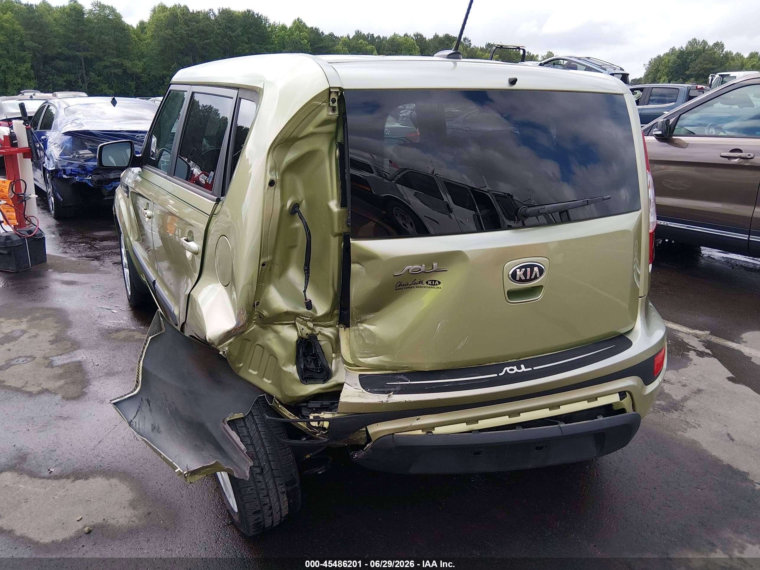 2013 Kia Soul + Tan vin: KNDJT2A61D7593567