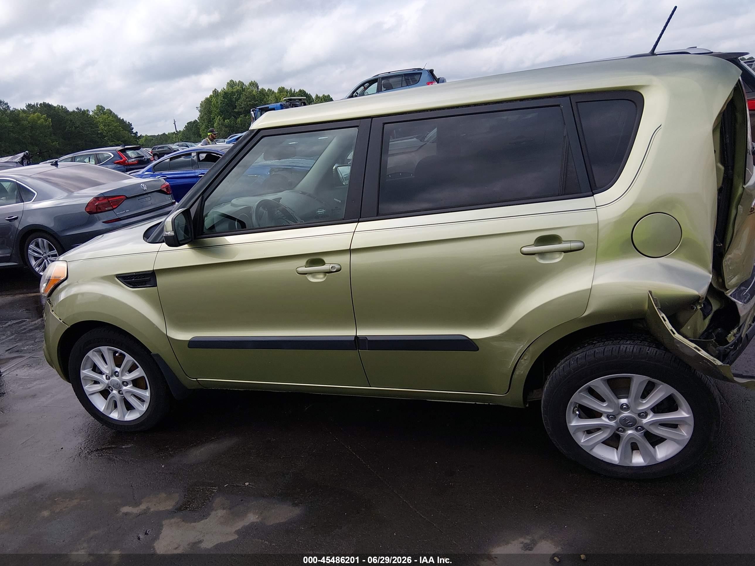 2013 Kia Soul + Tan vin: KNDJT2A61D7593567