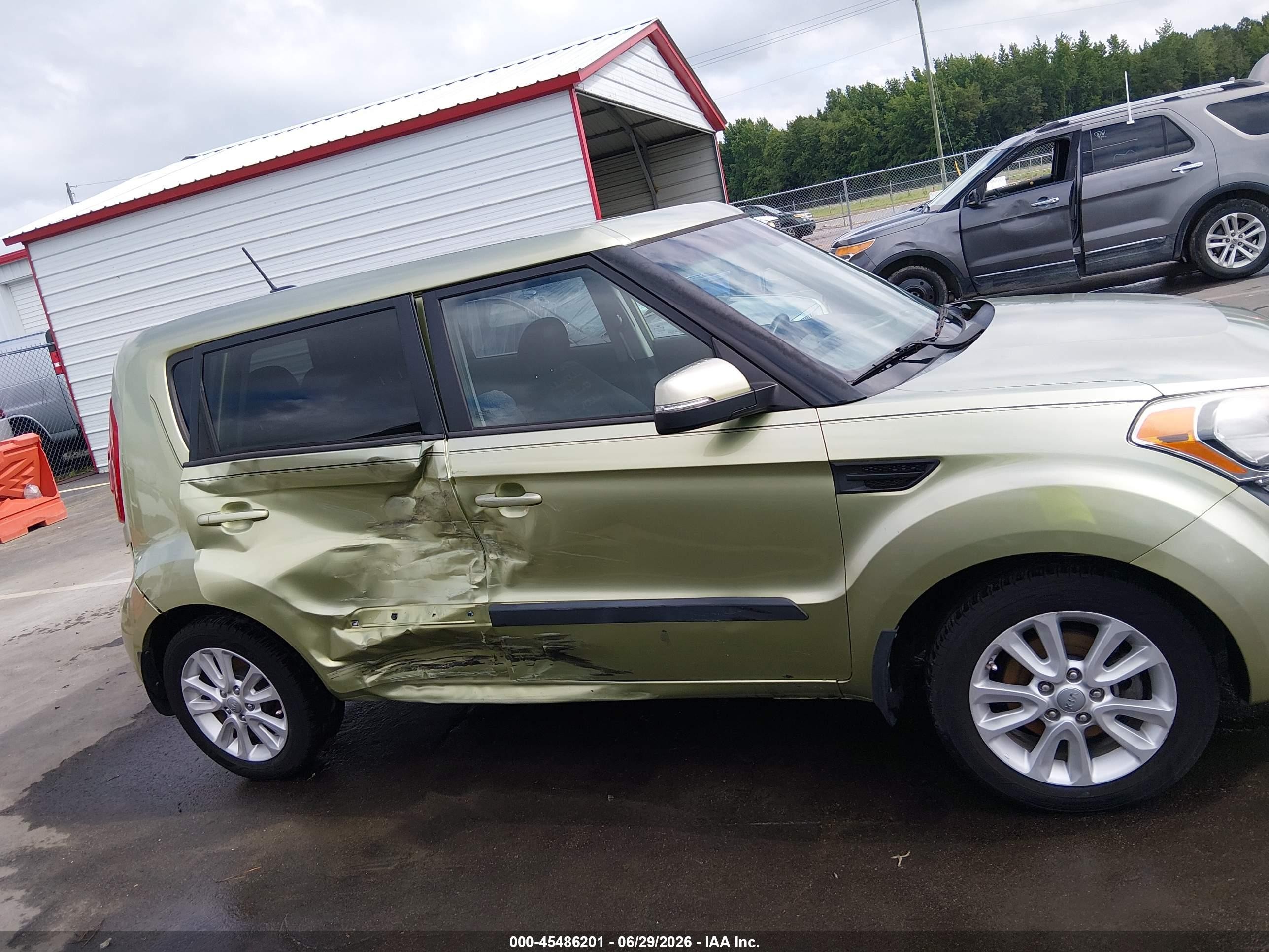 2013 Kia Soul + Tan vin: KNDJT2A61D7593567