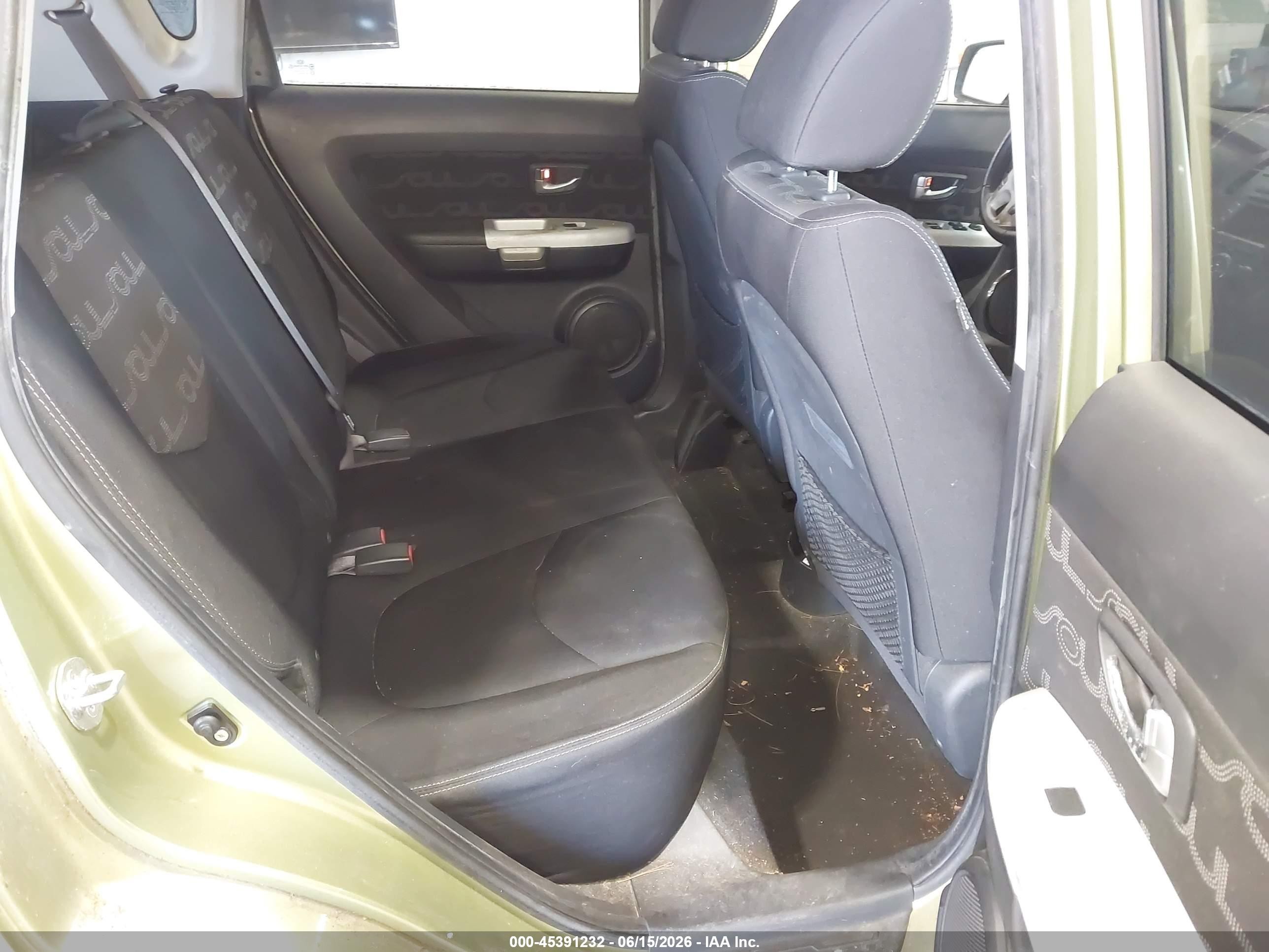 2012 Kia Soul + Green vin: KNDJT2A62C7361686