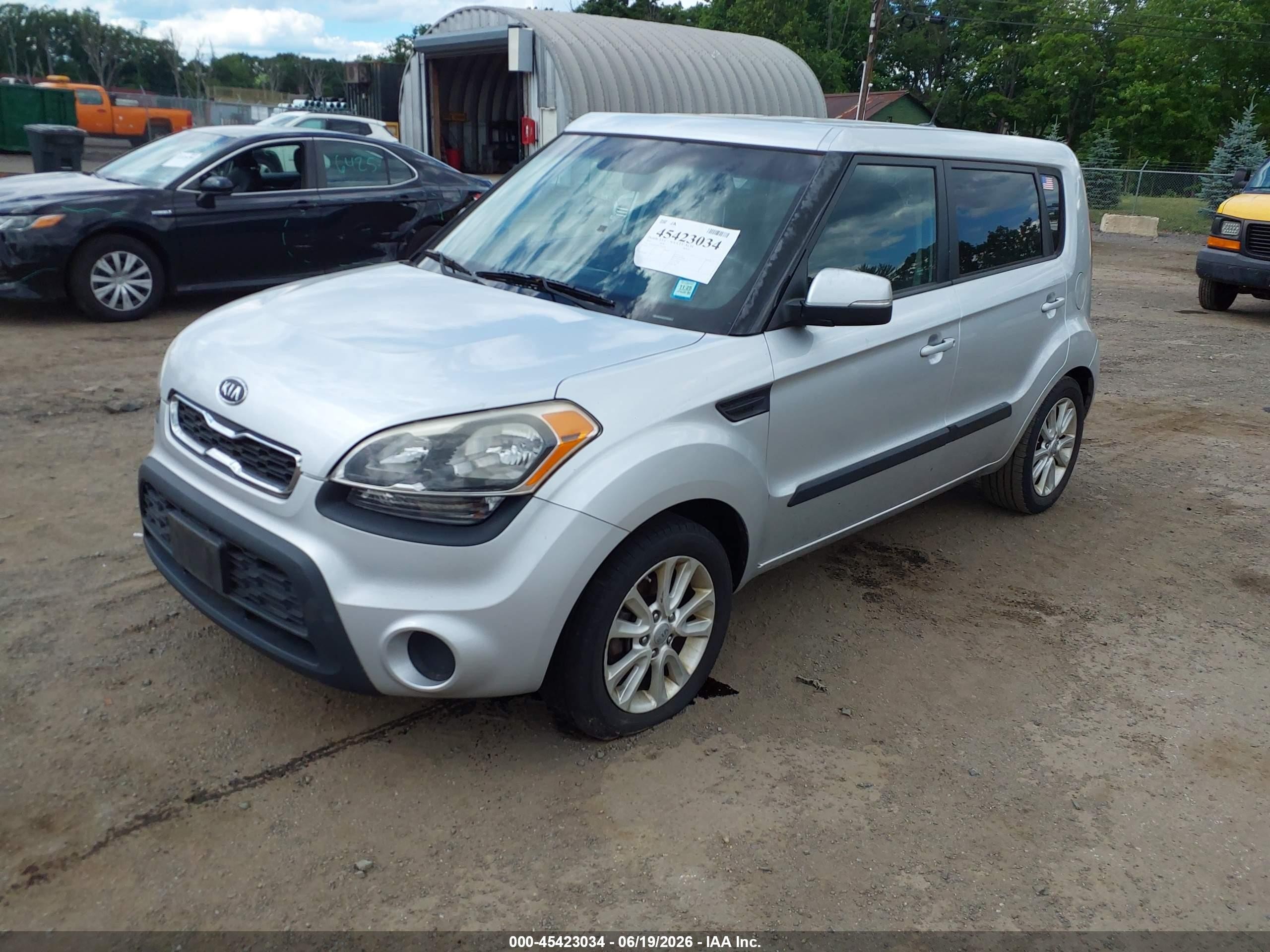 2012 Kia Soul + Silver vin: KNDJT2A62C7365429