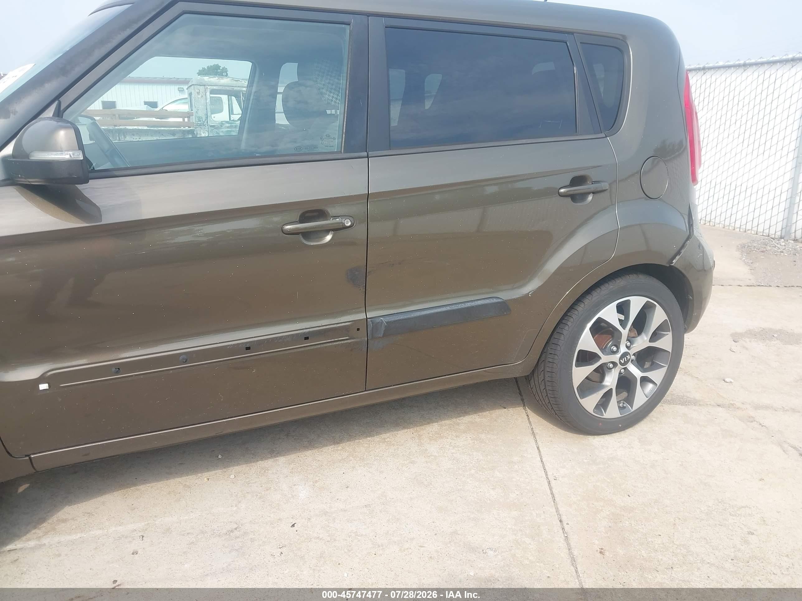 2012 Kia Soul ! Green vin: KNDJT2A62C7374180