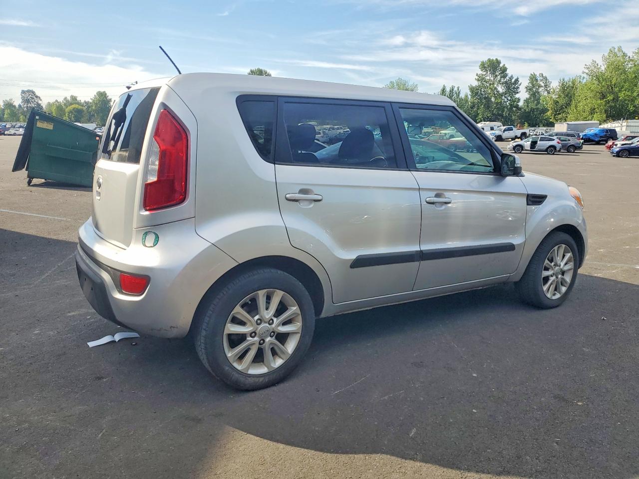 2012 Kia Soul + Silver vin: KNDJT2A62C7396390