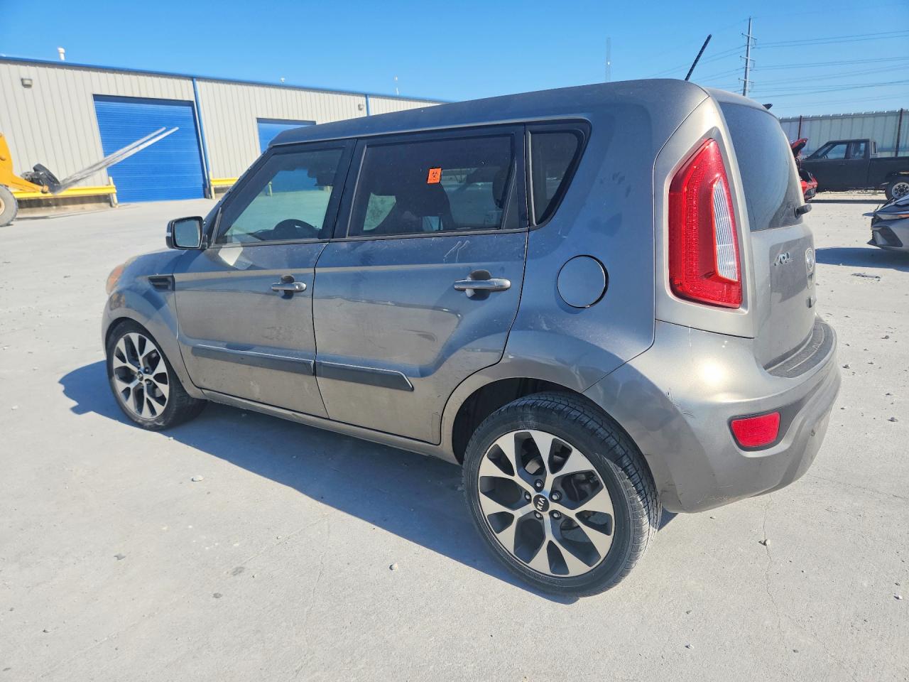 2012 Kia Soul ! Gray vin: KNDJT2A62C7409042