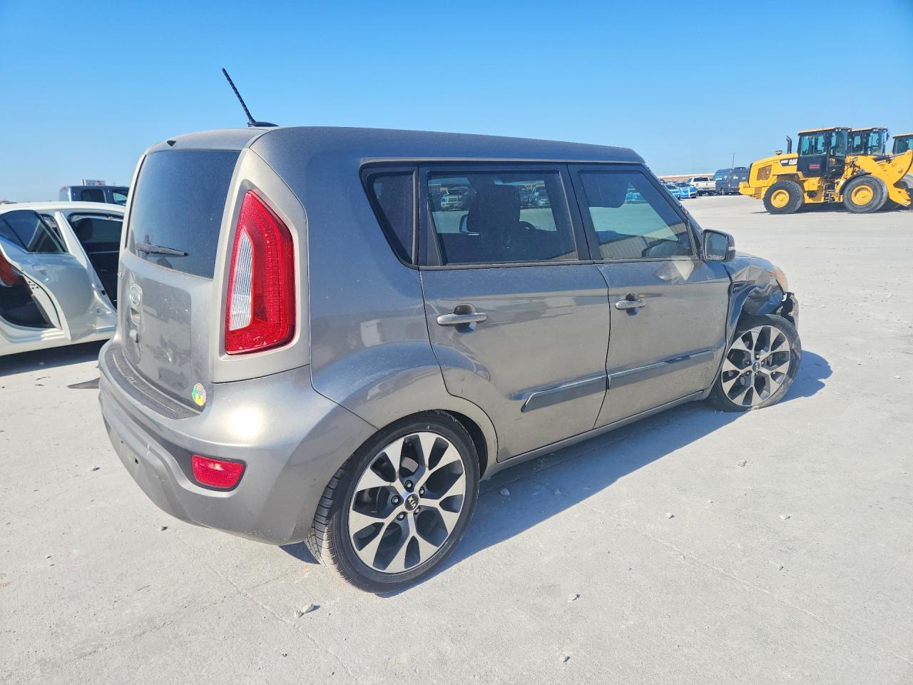2012 Kia Soul ! Gray vin: KNDJT2A62C7409042