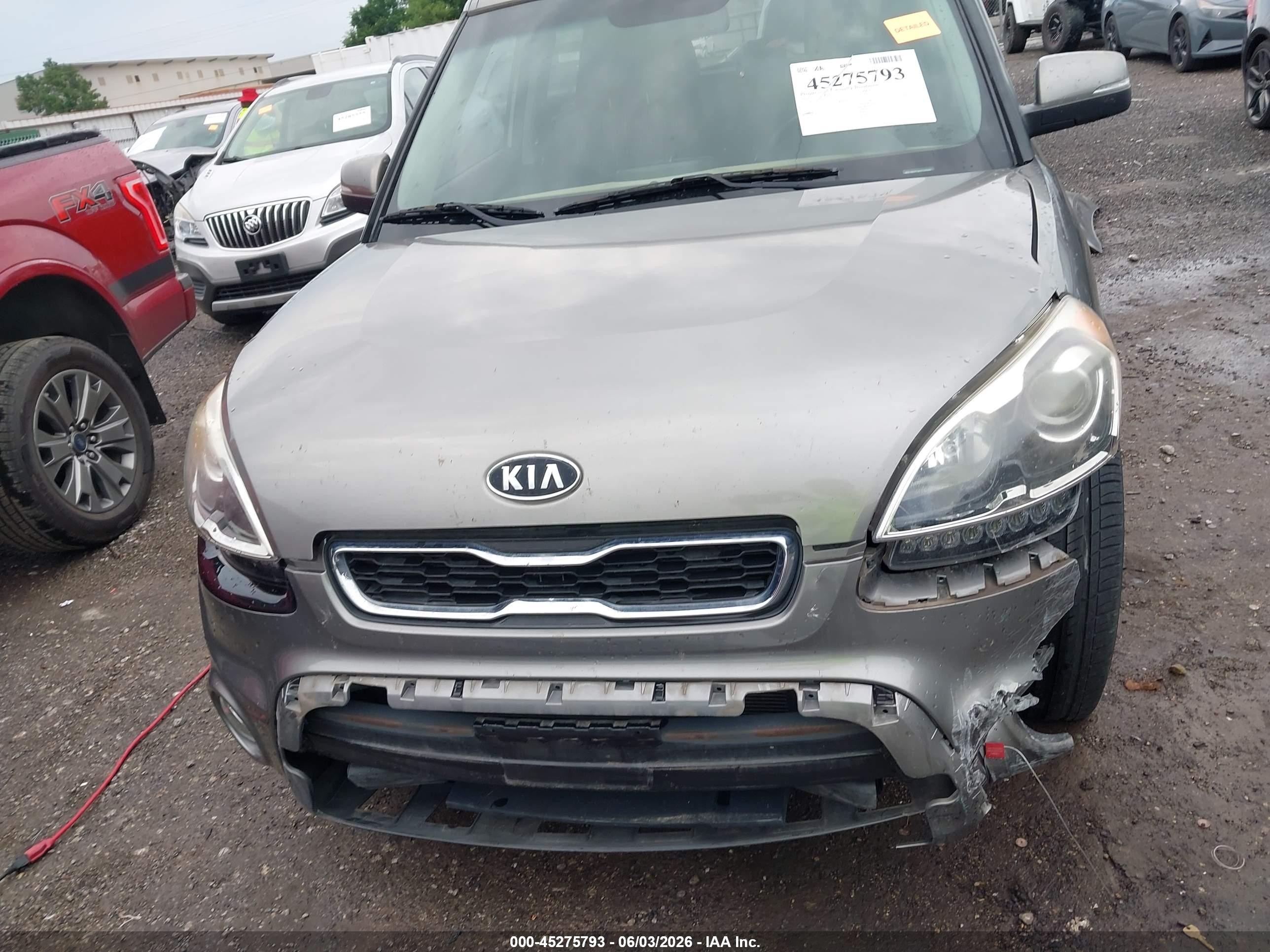2012 Kia Soul ! Gray vin: KNDJT2A62C7419280