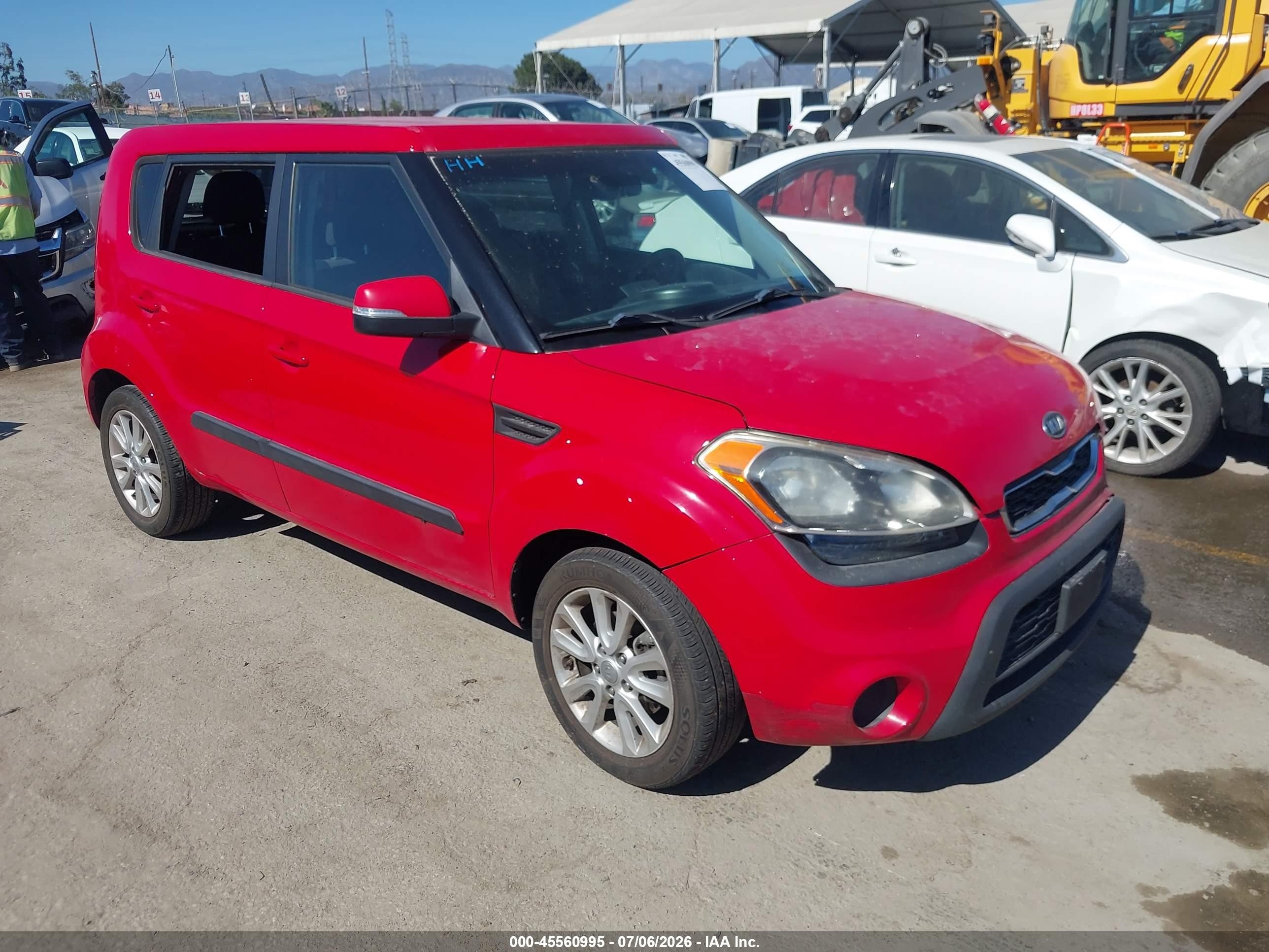 2012 Kia Soul + Красный vin: KNDJT2A62C7438265