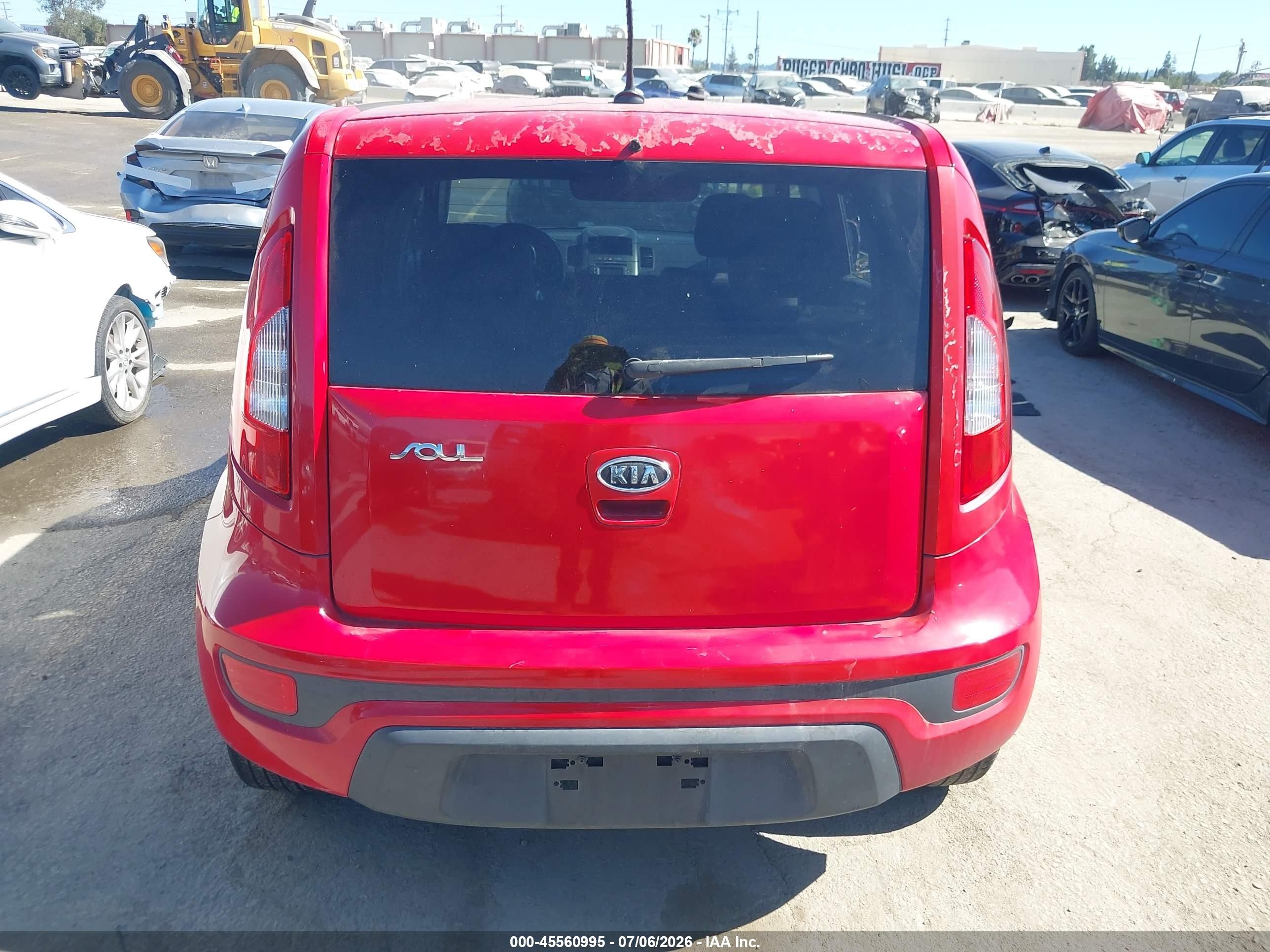 2012 Kia Soul + Красный vin: KNDJT2A62C7438265