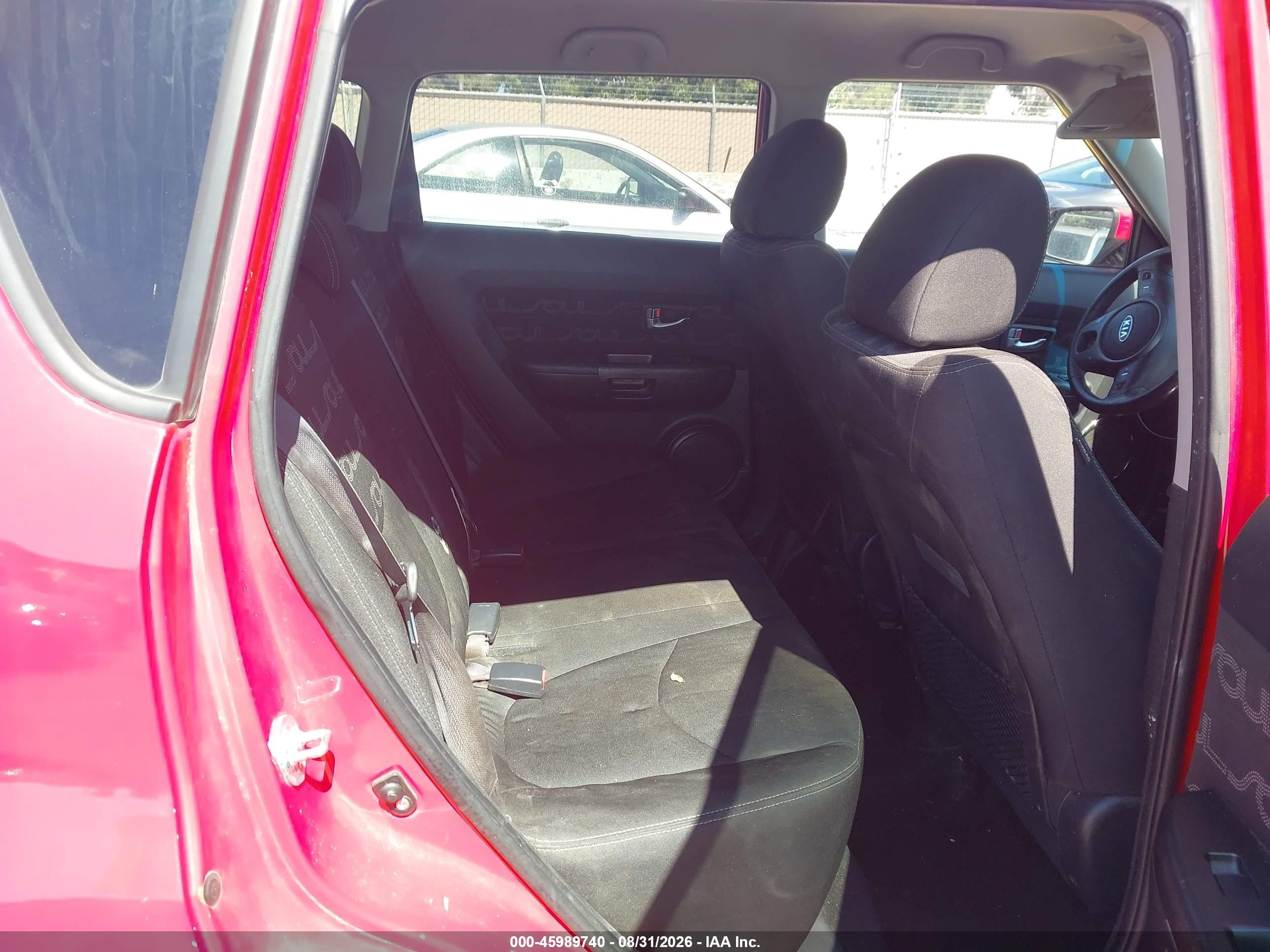 2012 Kia Soul + Red vin: KNDJT2A62C7458306