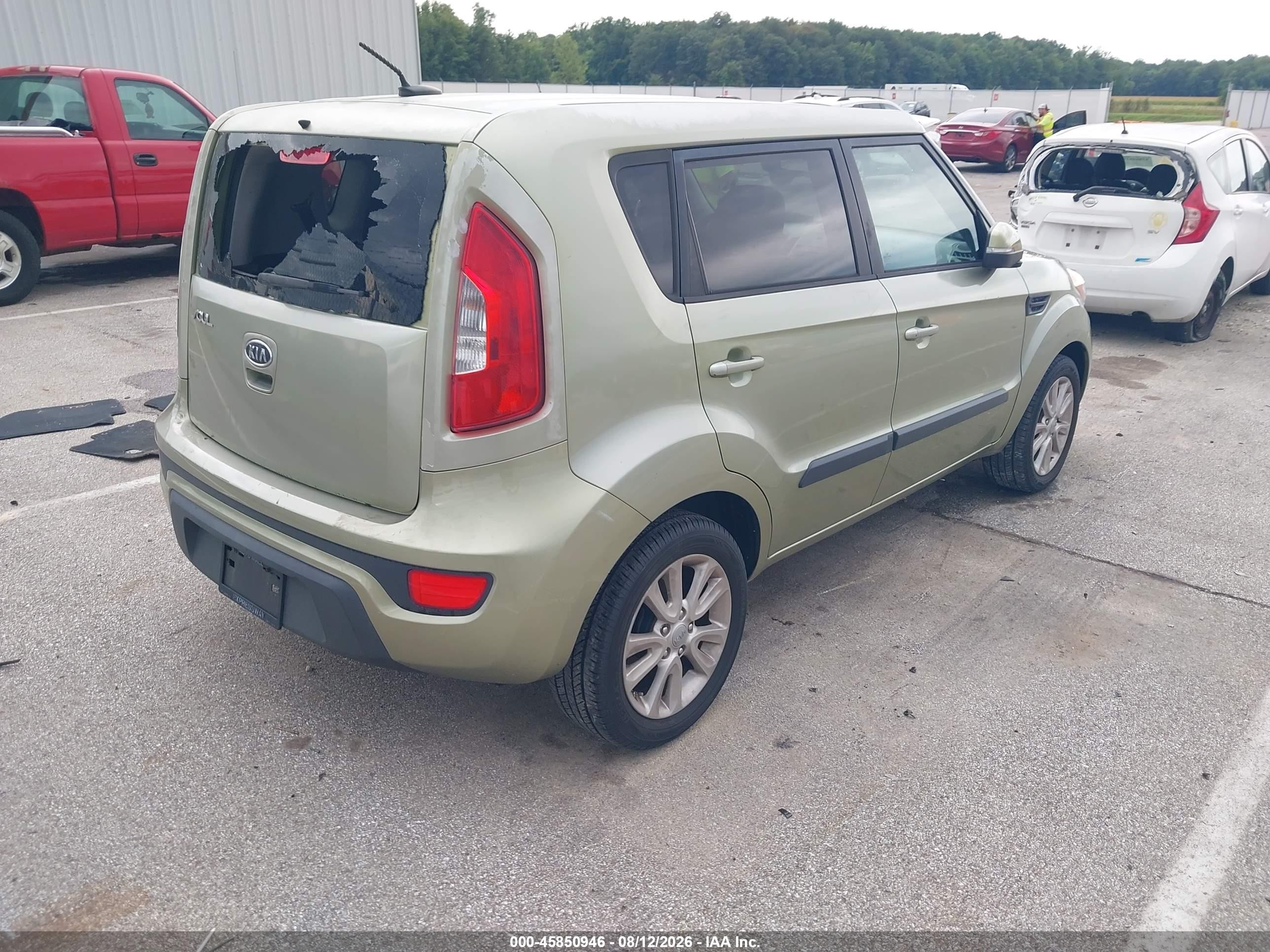 2012 Kia Soul + Green vin: KNDJT2A62C7467992