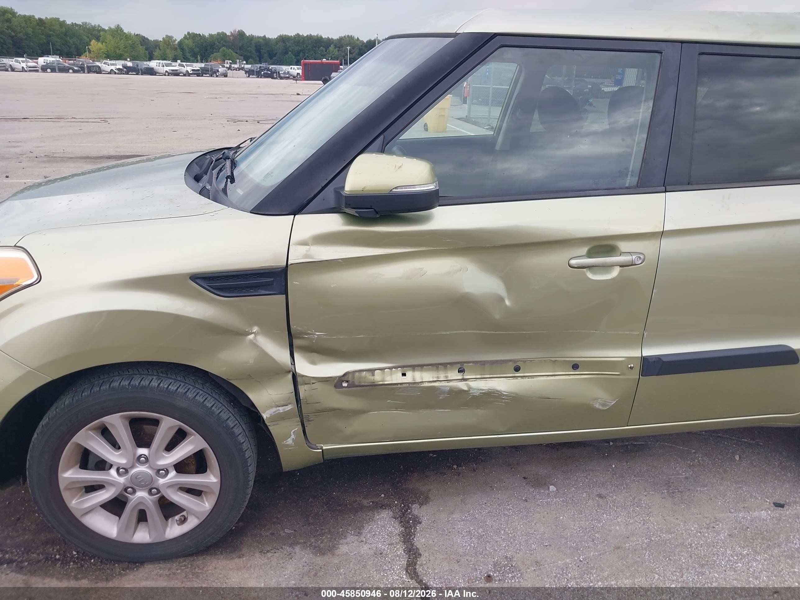 2012 Kia Soul + Green vin: KNDJT2A62C7467992