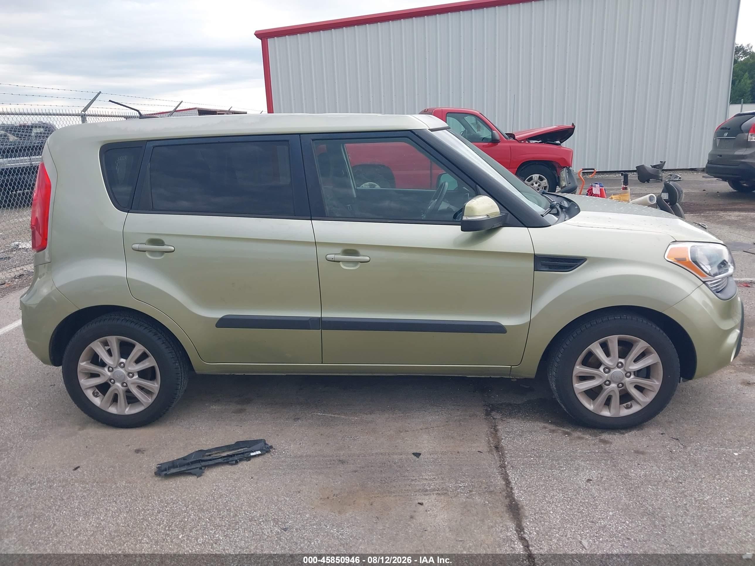 2012 Kia Soul + Green vin: KNDJT2A62C7467992