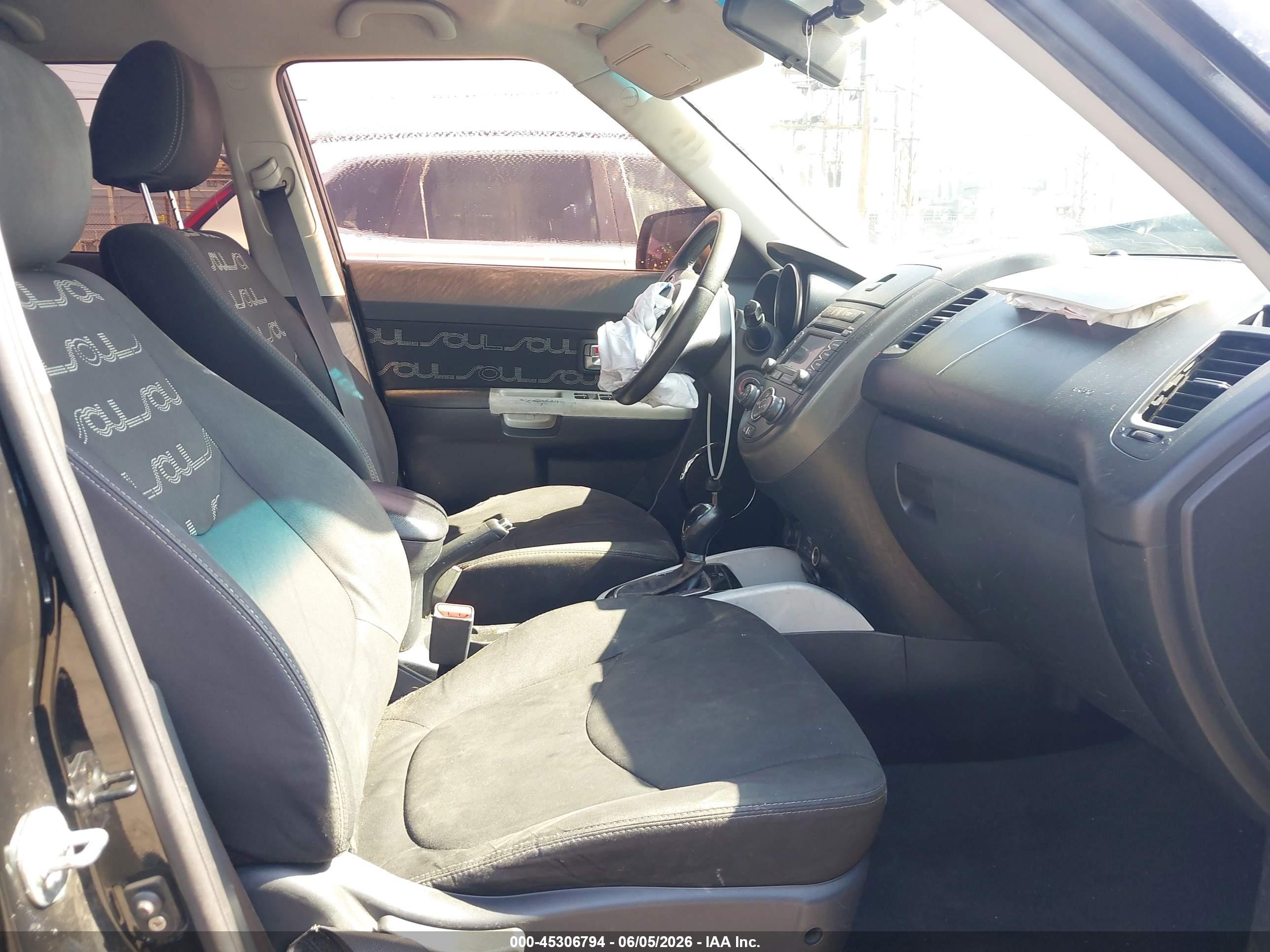 2012 Kia Soul + Черный vin: KNDJT2A62C7739084