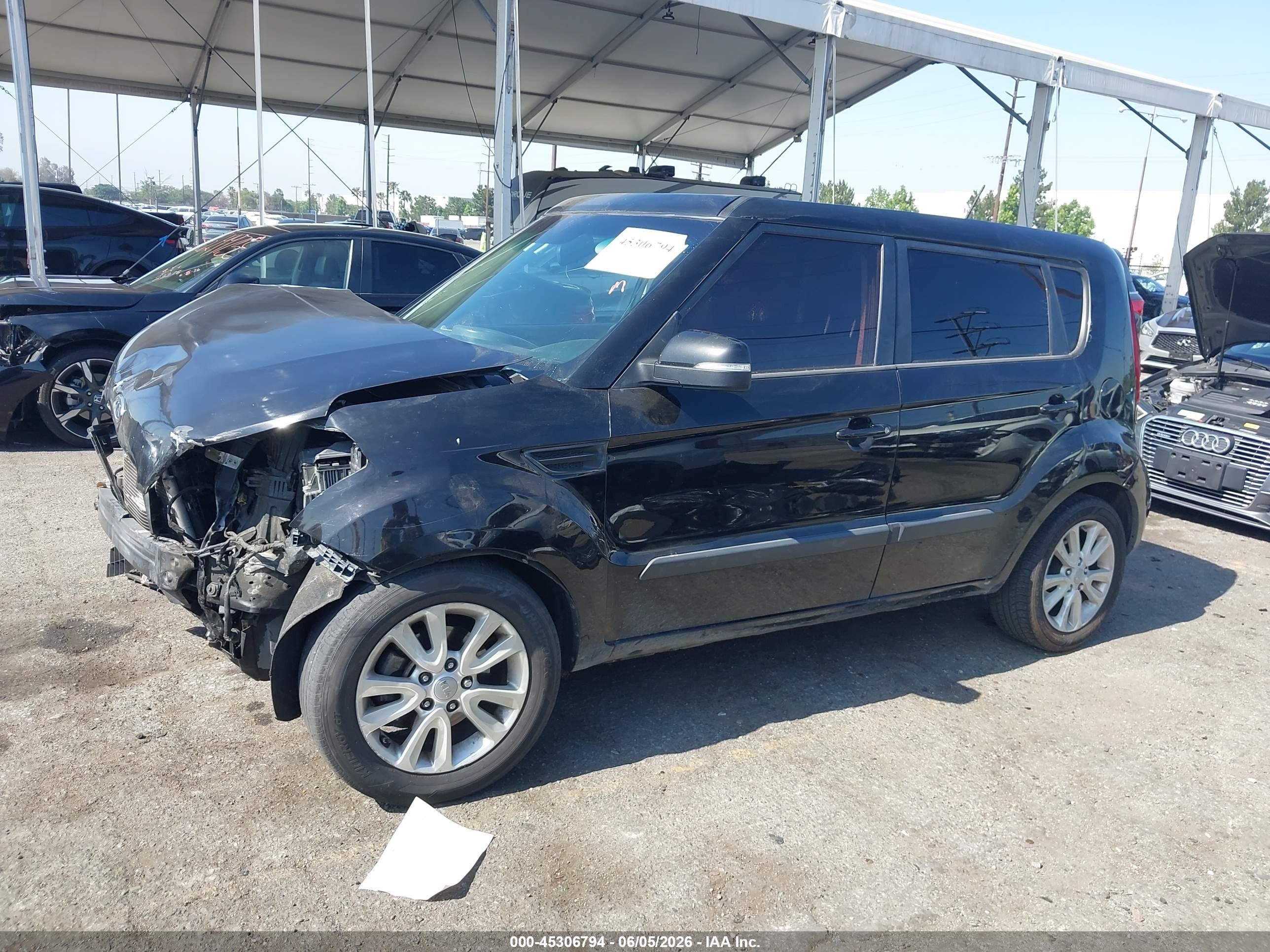 2012 Kia Soul + Черный vin: KNDJT2A62C7739084