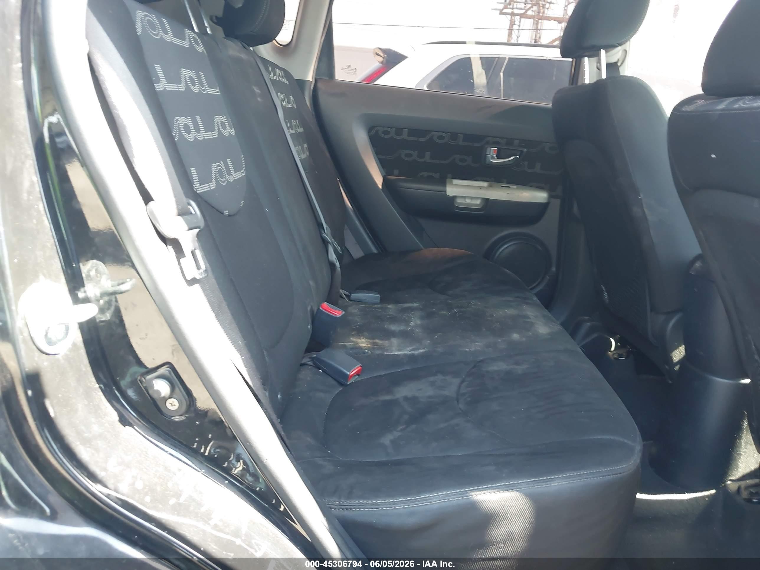 2012 Kia Soul + Черный vin: KNDJT2A62C7739084
