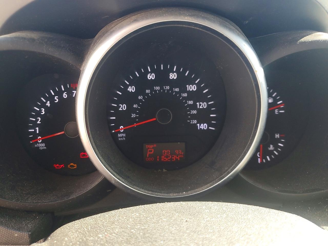 2013 Kia Soul + Red vin: KNDJT2A62D7487757
