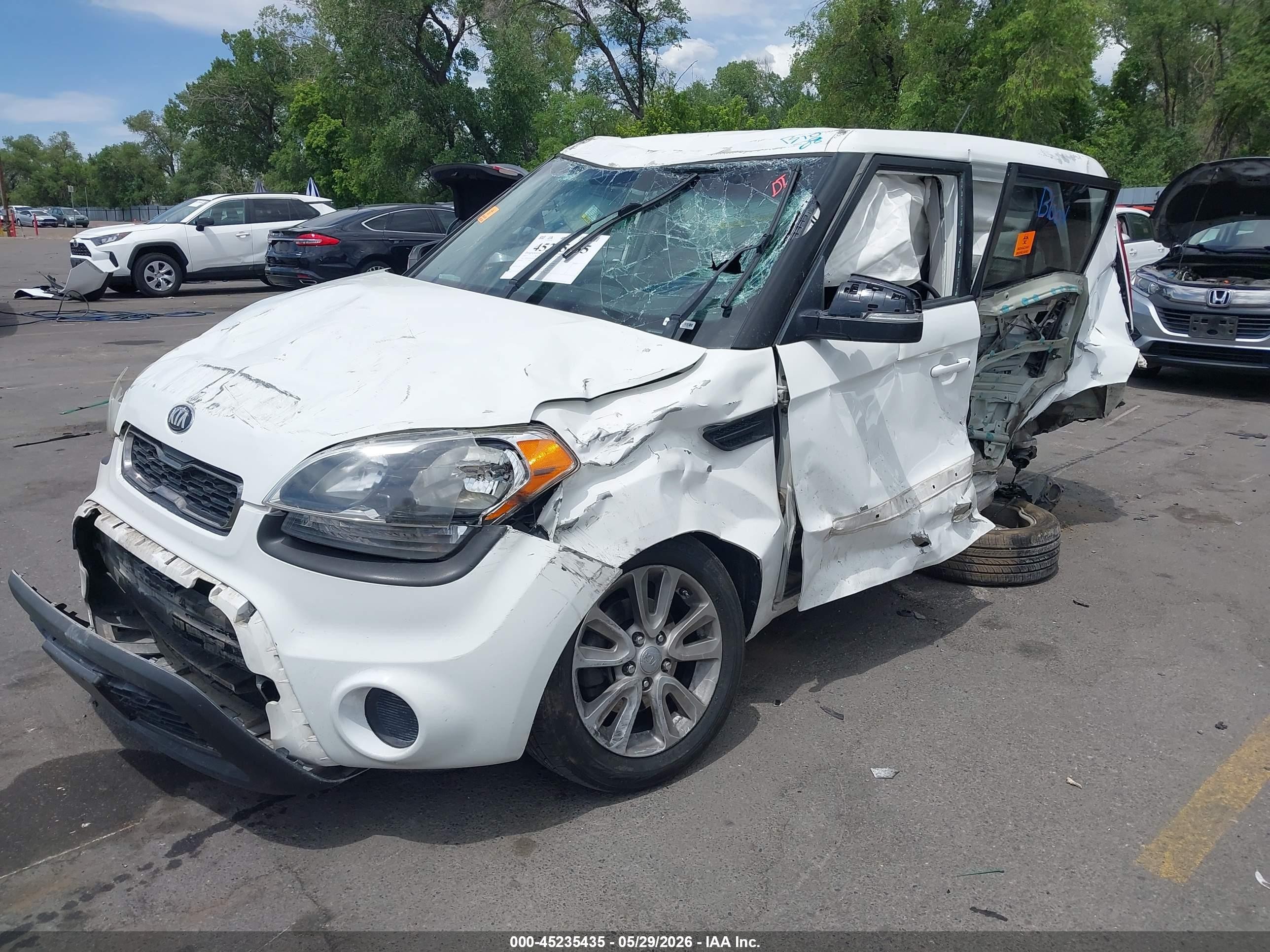 2013 Kia Soul + Белый vin: KNDJT2A62D7507909