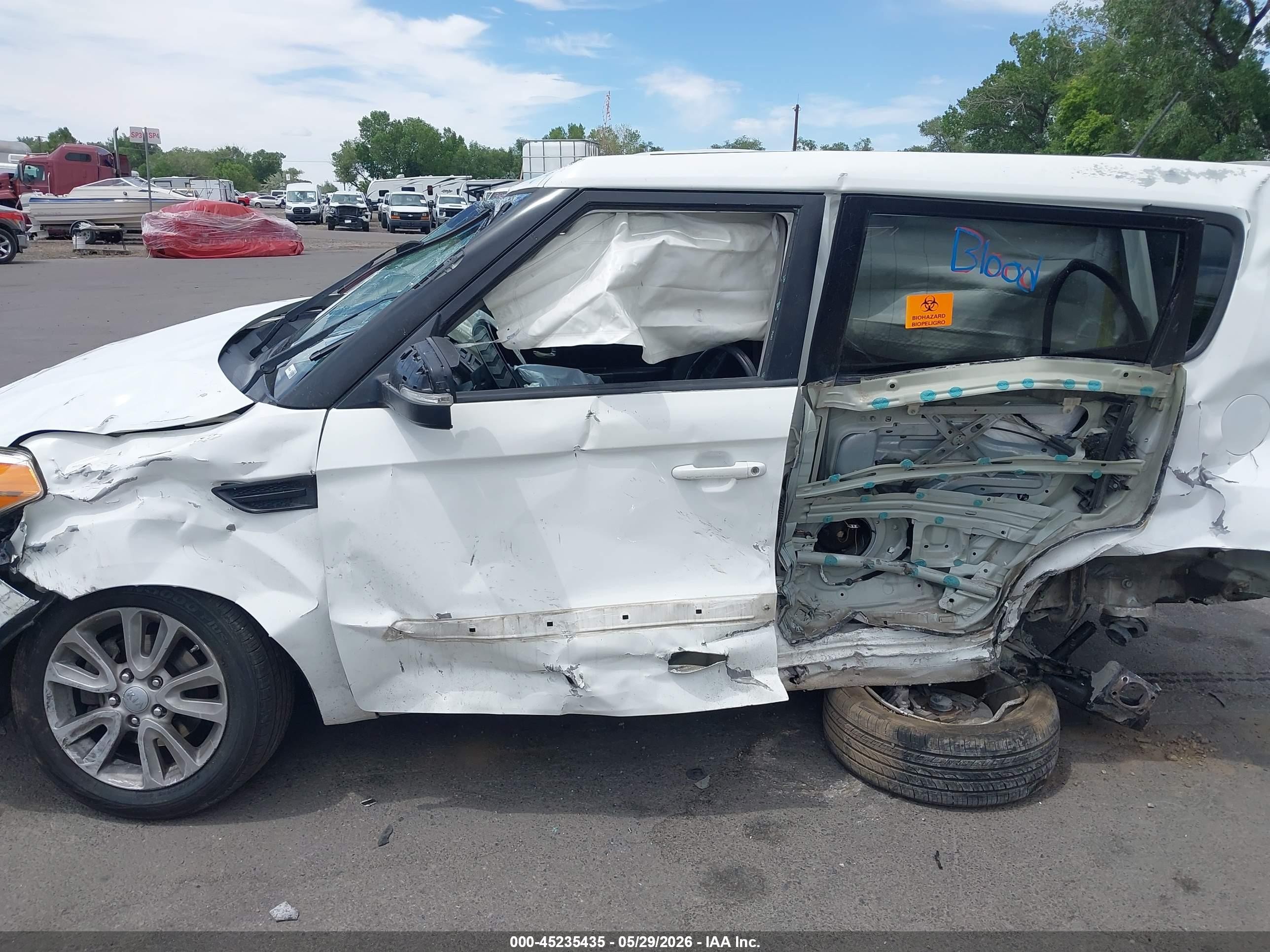 2013 Kia Soul + Белый vin: KNDJT2A62D7507909
