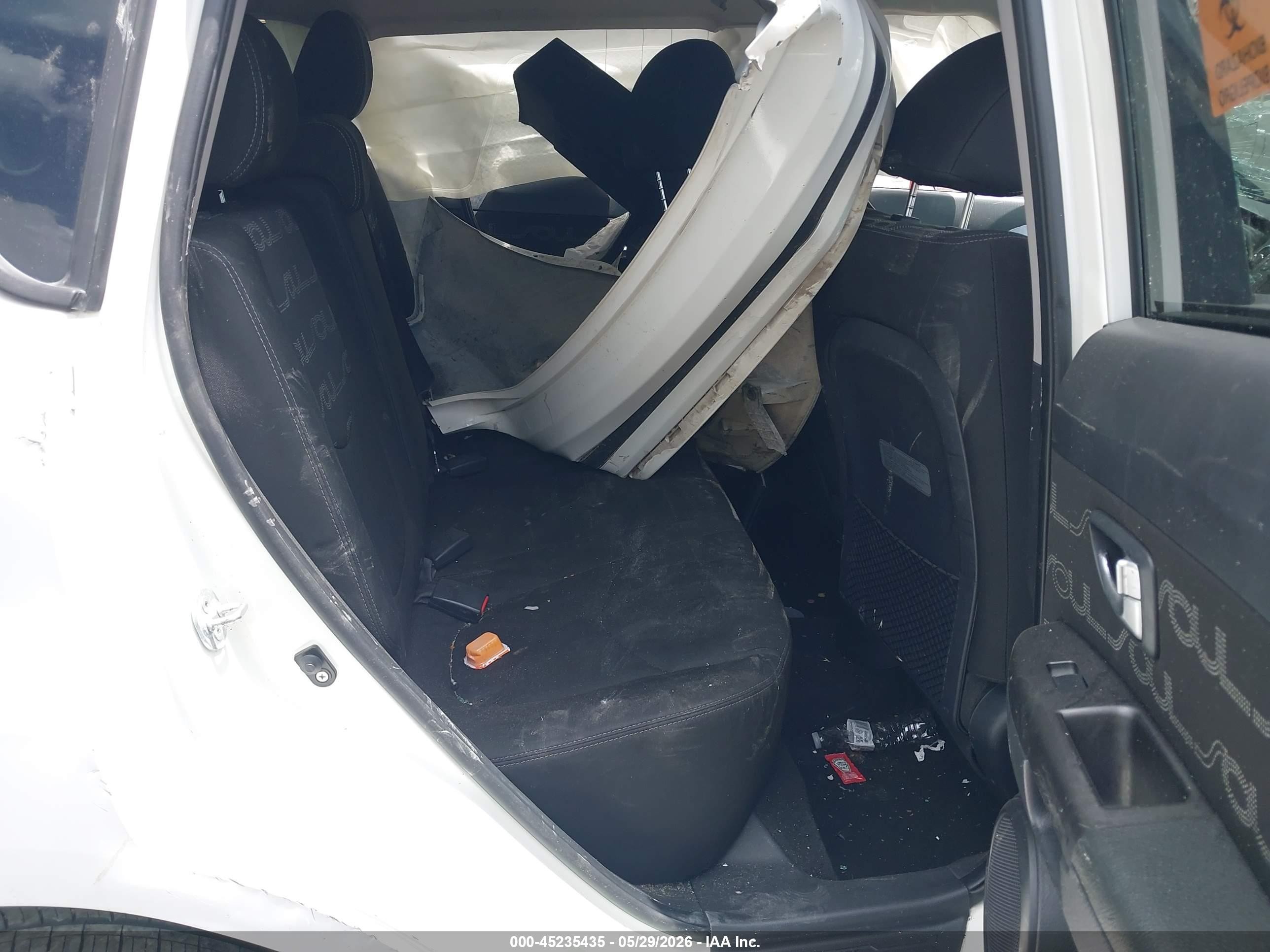 2013 Kia Soul + Белый vin: KNDJT2A62D7507909