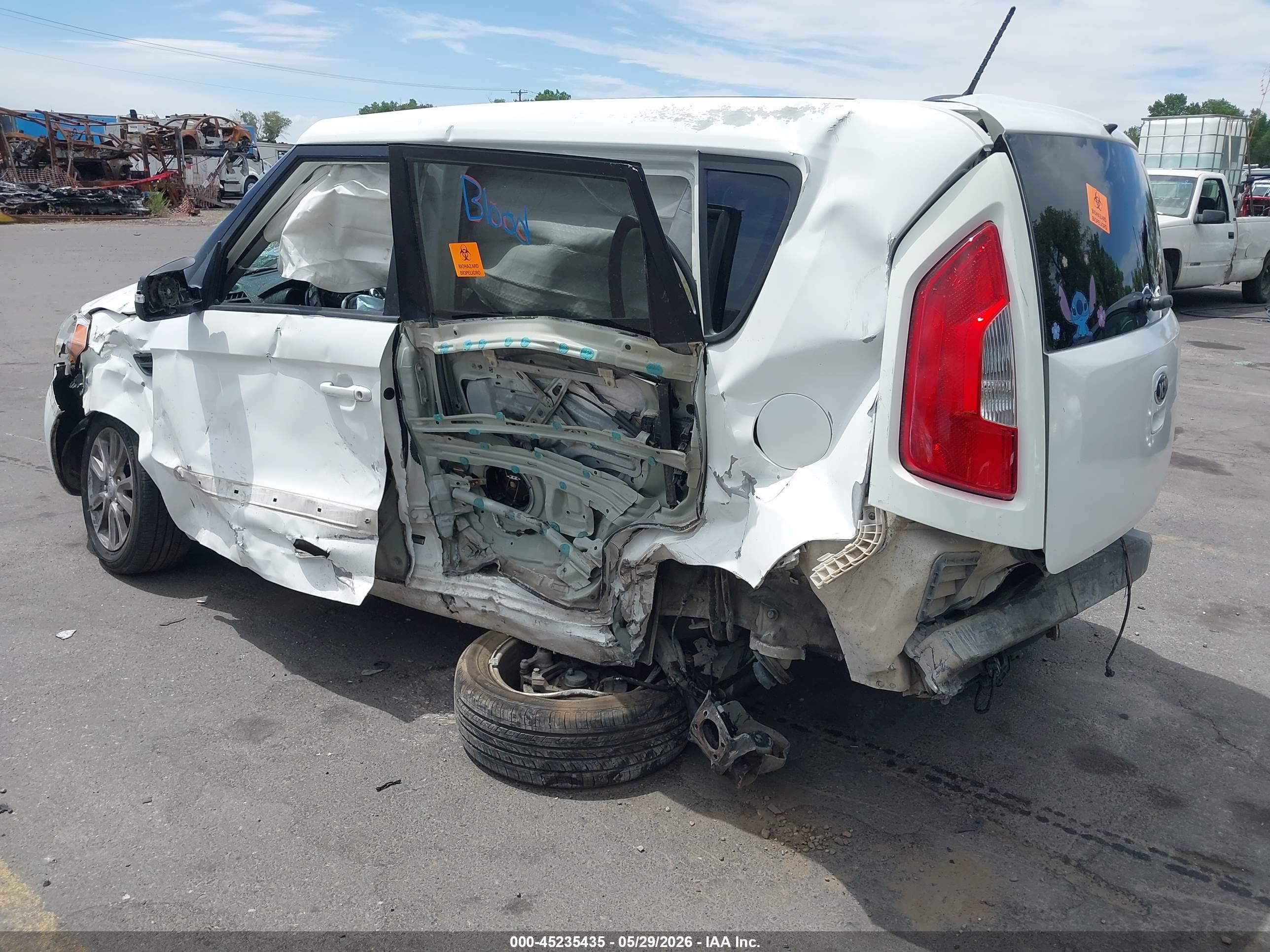 2013 Kia Soul + Белый vin: KNDJT2A62D7507909