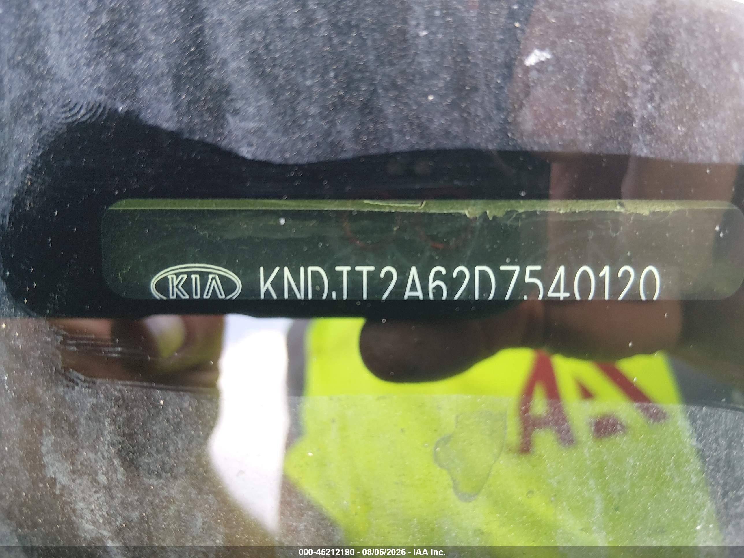 2013 Kia Soul + Green vin: KNDJT2A62D7540120