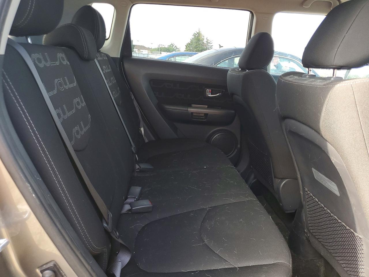 2013 Kia Soul + Gray vin: KNDJT2A62D7545706
