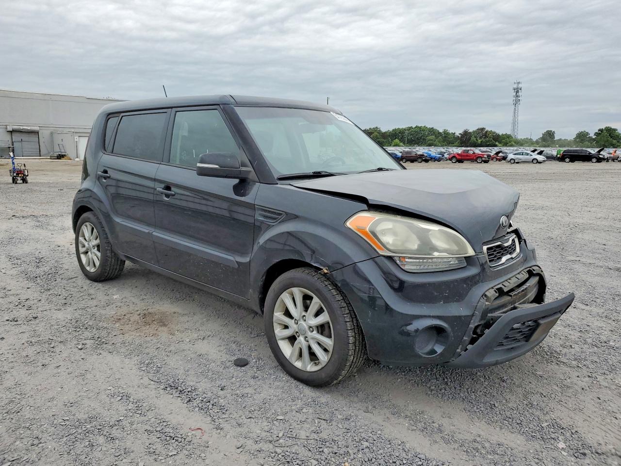 2013 Kia Soul Black vin: KNDJT2A62D7565826