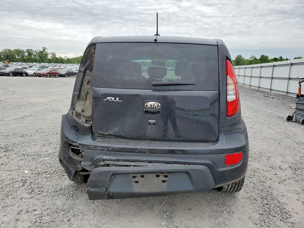 2013 Kia Soul Black vin: KNDJT2A62D7565826