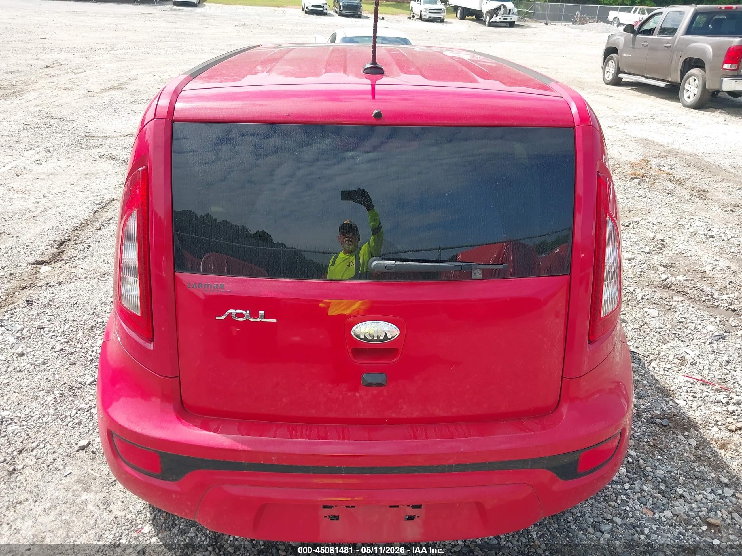 2013 Kia Soul ! Red vin: KNDJT2A62D7577846