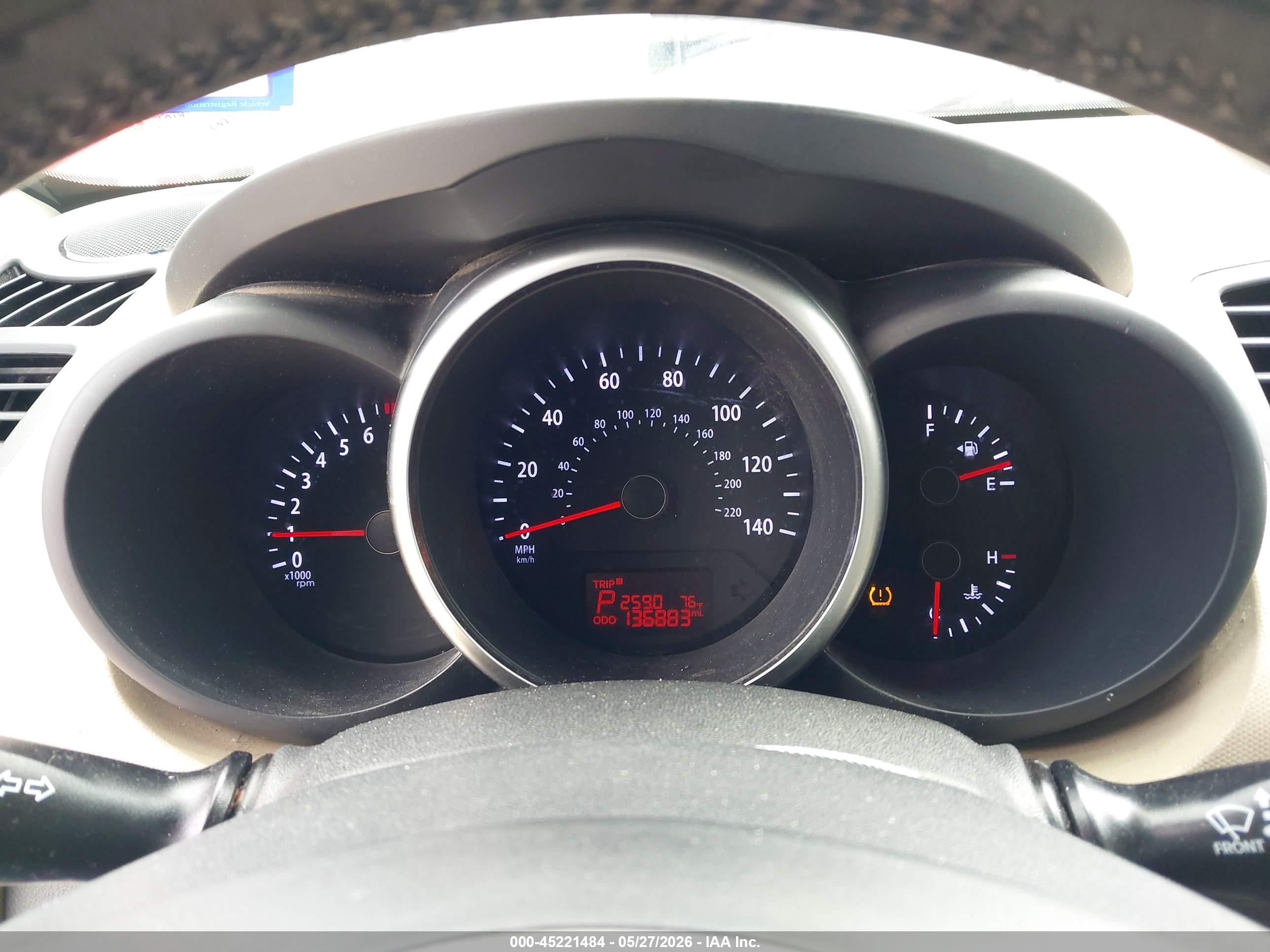 2013 Kia Soul ! Silver vin: KNDJT2A62D7589334