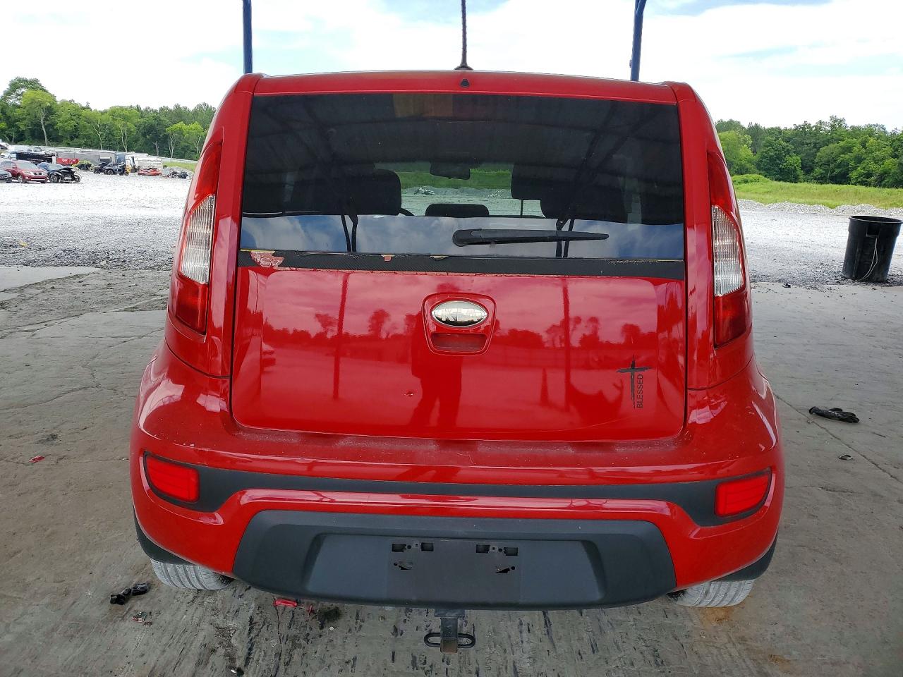 2013 Kia Soul + Red vin: KNDJT2A62D7593576