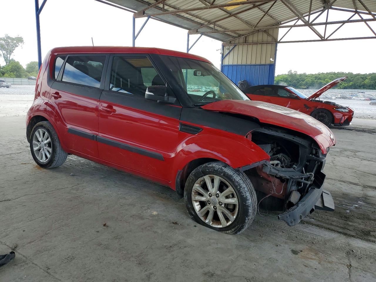 2013 Kia Soul + Red vin: KNDJT2A62D7593576