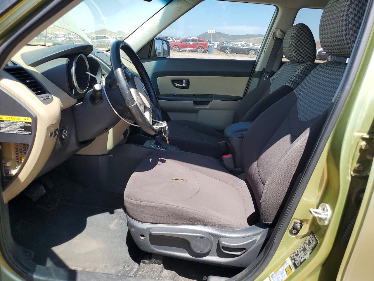 2013 Kia Soul ! Green vin: KNDJT2A62D7603975