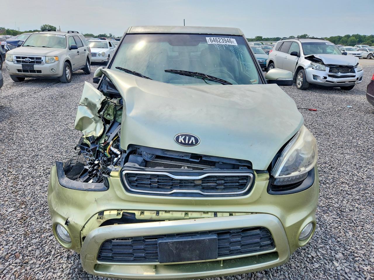 2013 Kia Soul + Green vin: KNDJT2A62D7614653