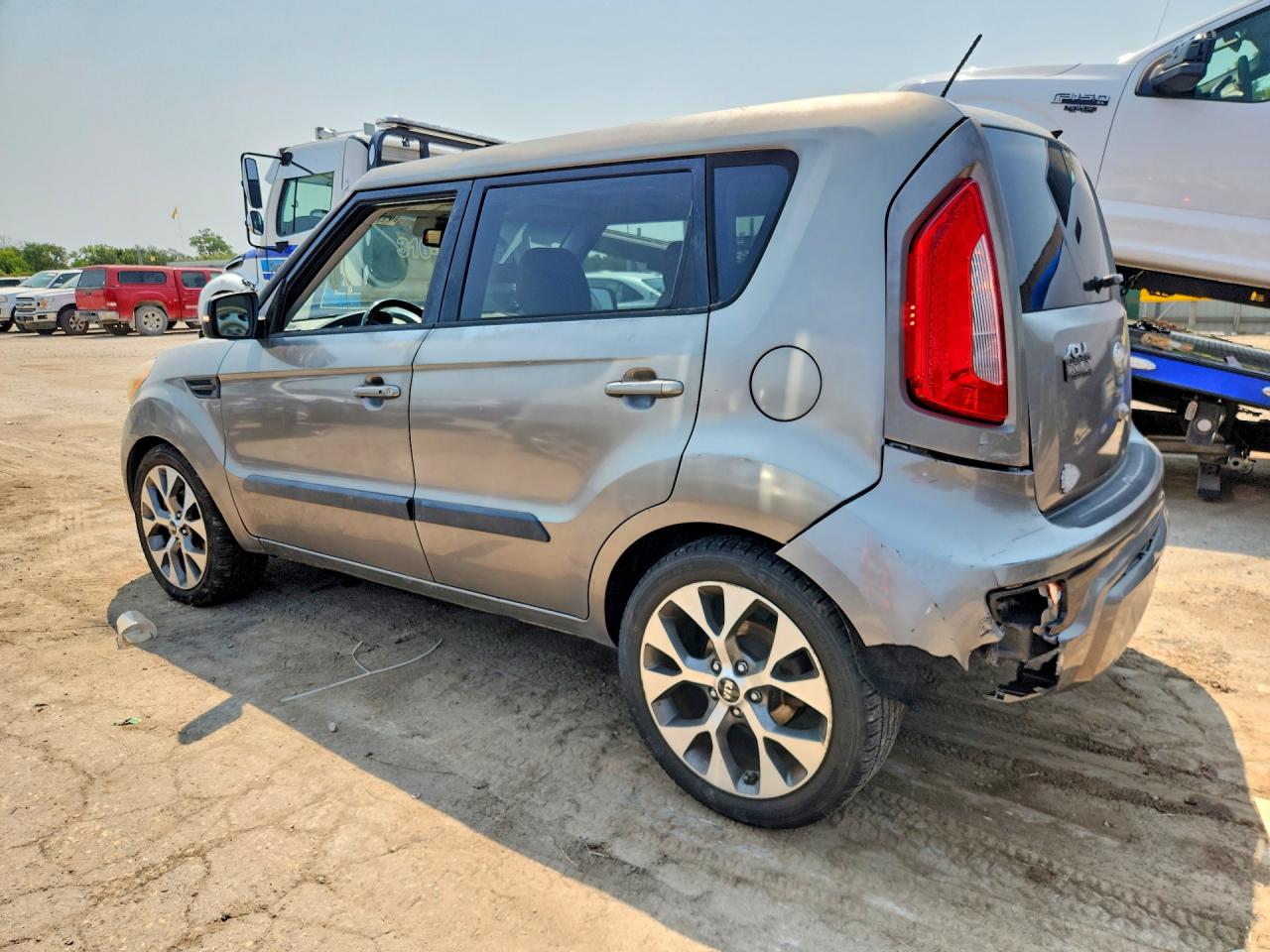 2013 Kia Soul ! Gray vin: KNDJT2A62D7618802