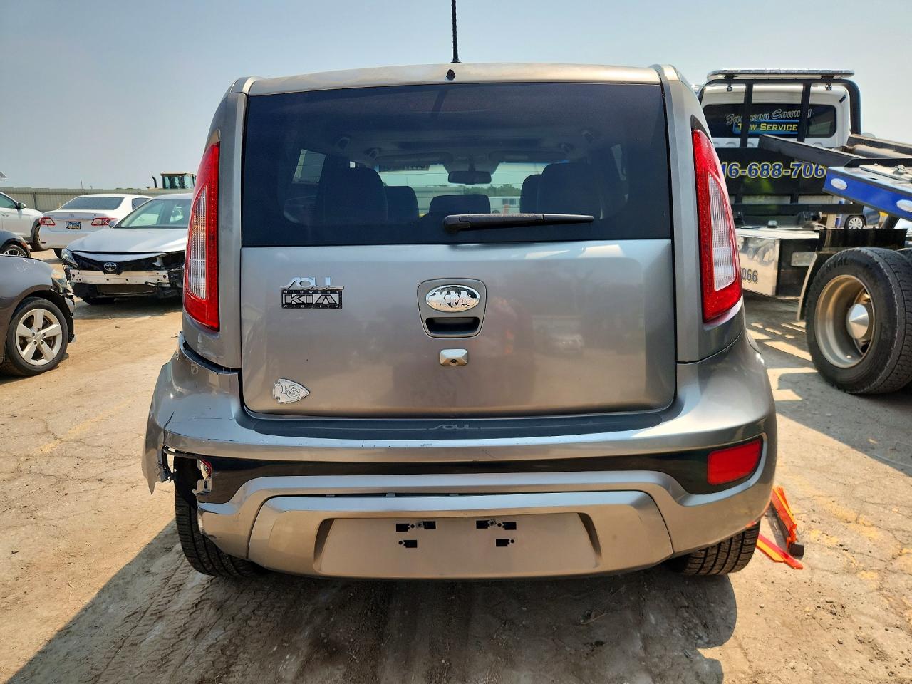 2013 Kia Soul ! Gray vin: KNDJT2A62D7618802