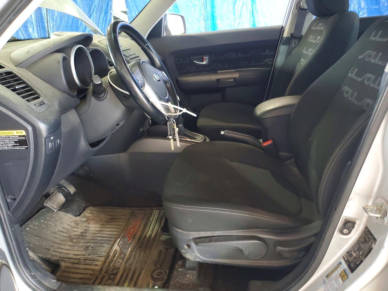 2013 Kia Soul + Серебряный vin: KNDJT2A62D7764701