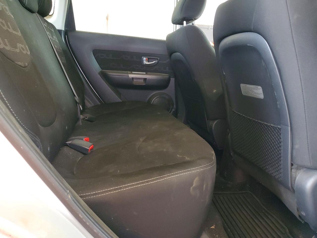 2013 Kia Soul + Серебряный vin: KNDJT2A62D7764701