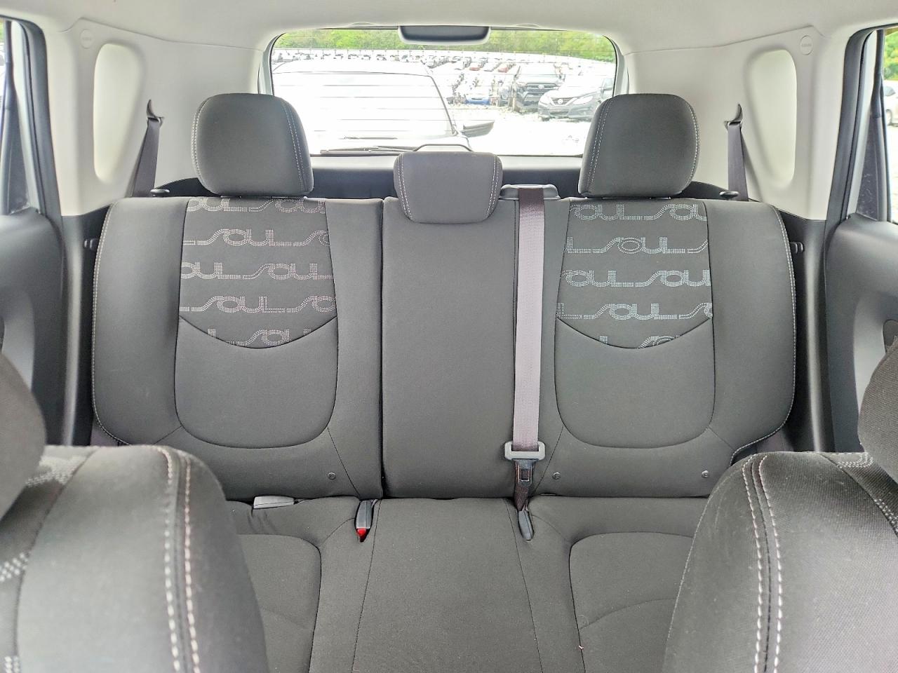 2013 Kia Soul + Серебряный vin: KNDJT2A62D7769428