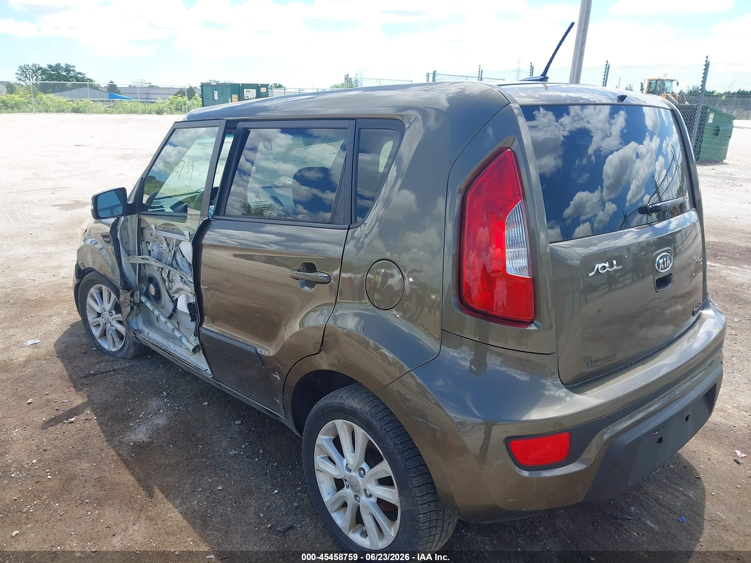 2012 Kia Soul + Gray vin: KNDJT2A63C7368341
