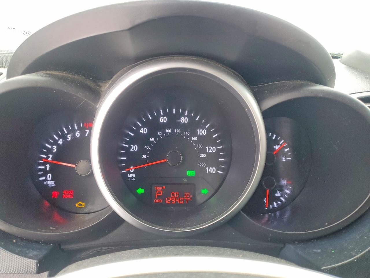 2012 Kia Soul + Green vin: KNDJT2A63C7374351