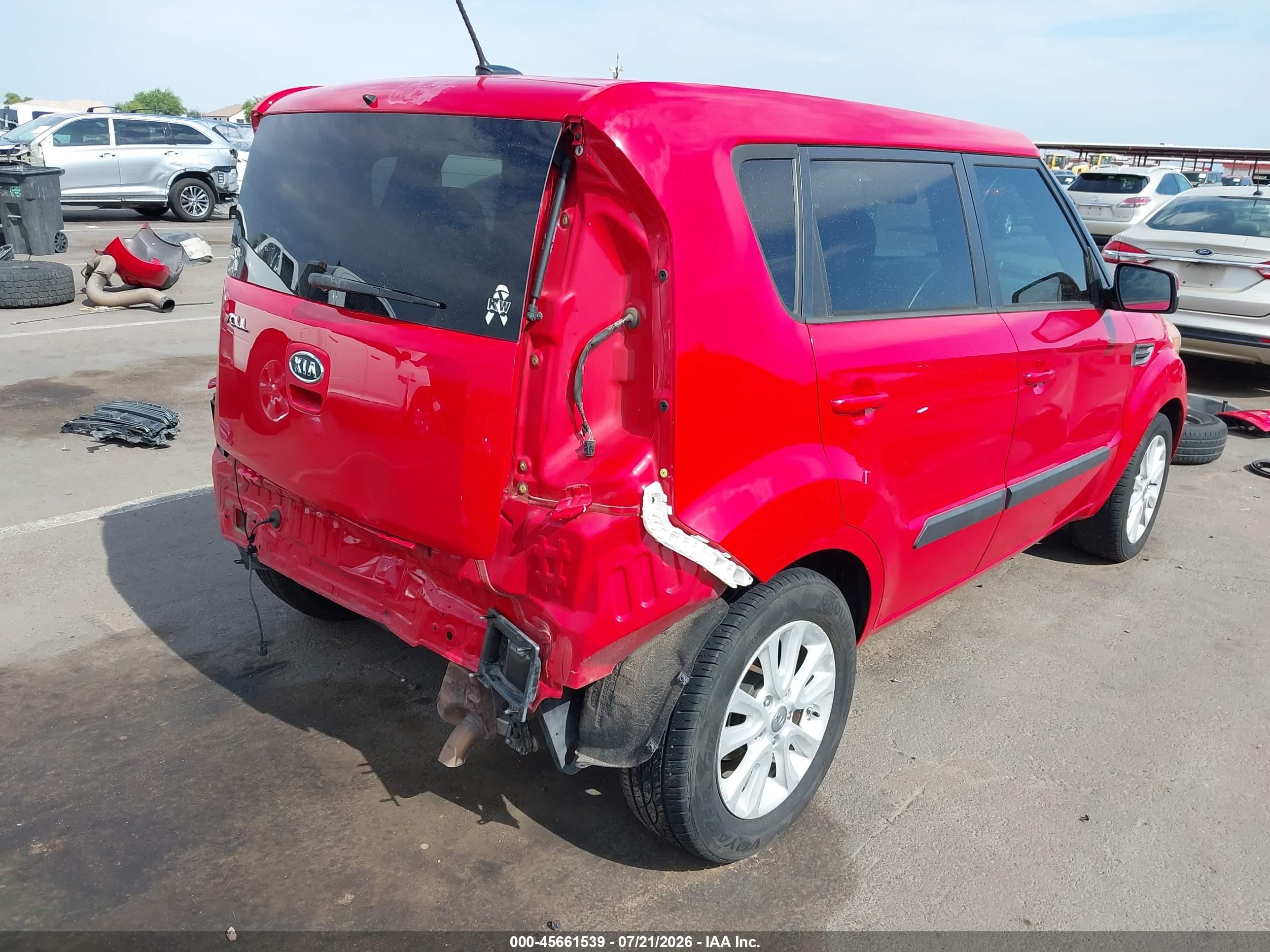 2012 Kia Soul + Red vin: KNDJT2A63C7408871
