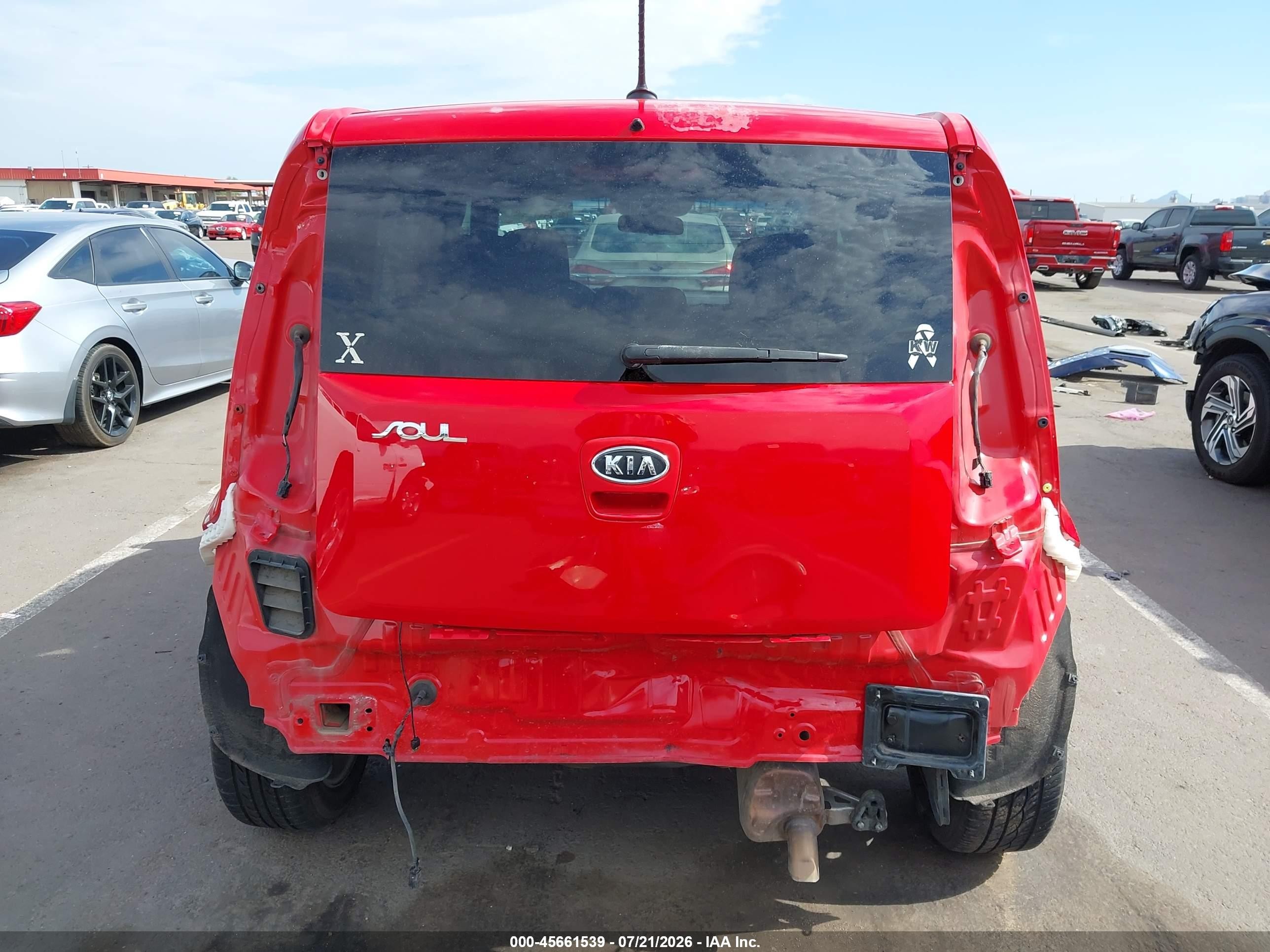 2012 Kia Soul + Red vin: KNDJT2A63C7408871