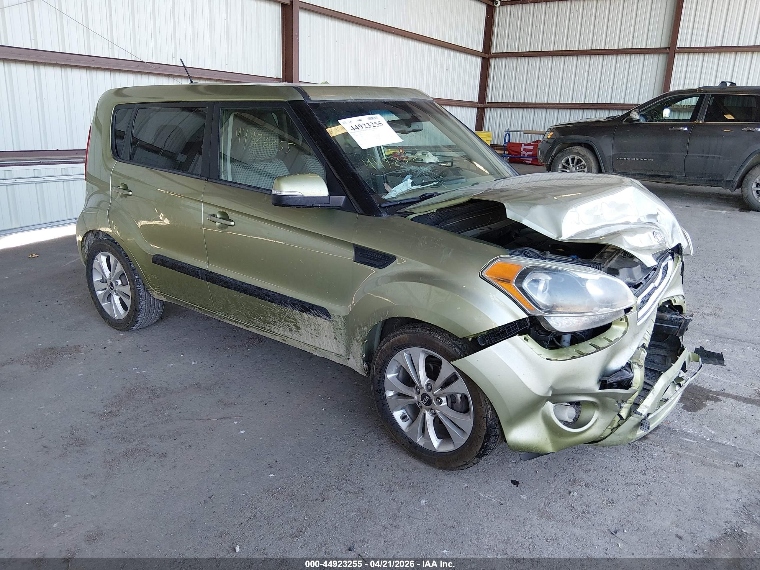 2012 Kia Soul ! Green vin: KNDJT2A63C7434046