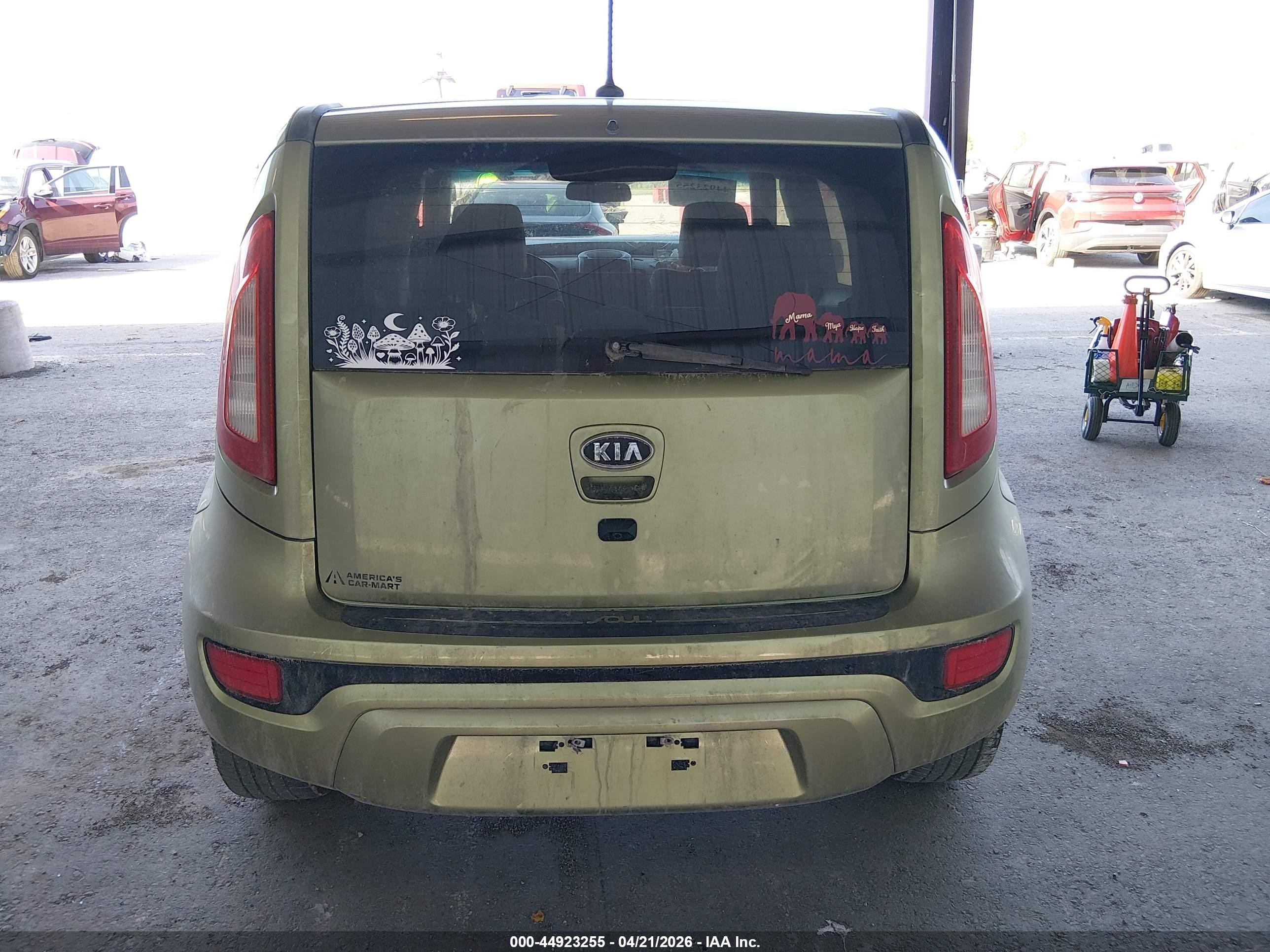 2012 Kia Soul ! Green vin: KNDJT2A63C7434046